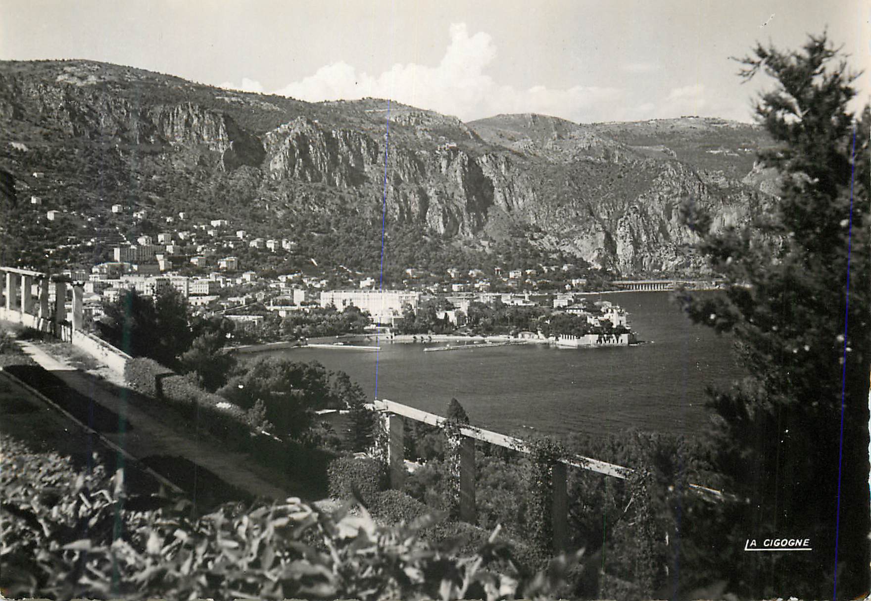 CPM Saint jean cap ferrat vue sur beaulieu prise du musee ile de france