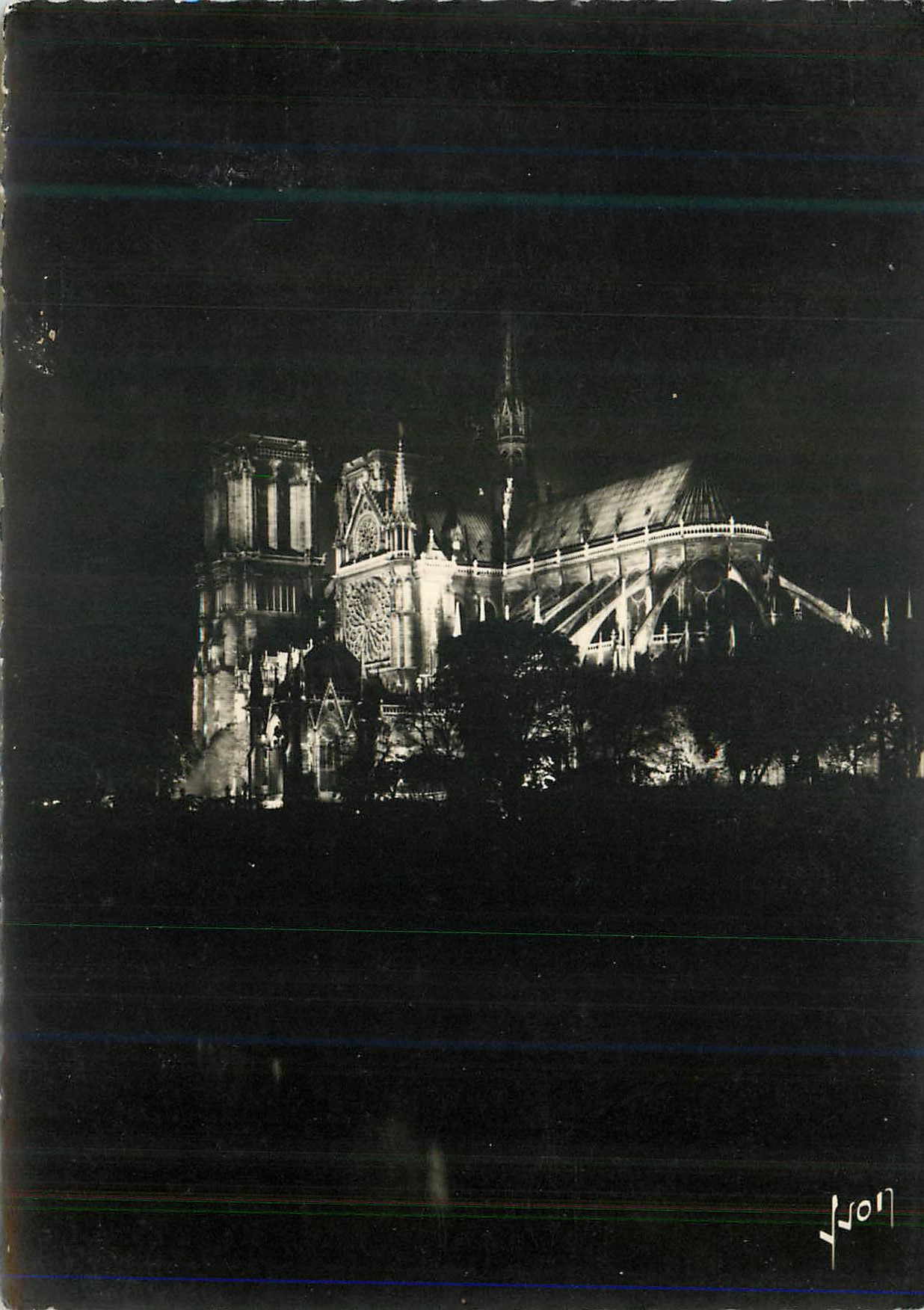 CPM Paris la nuit notre dame