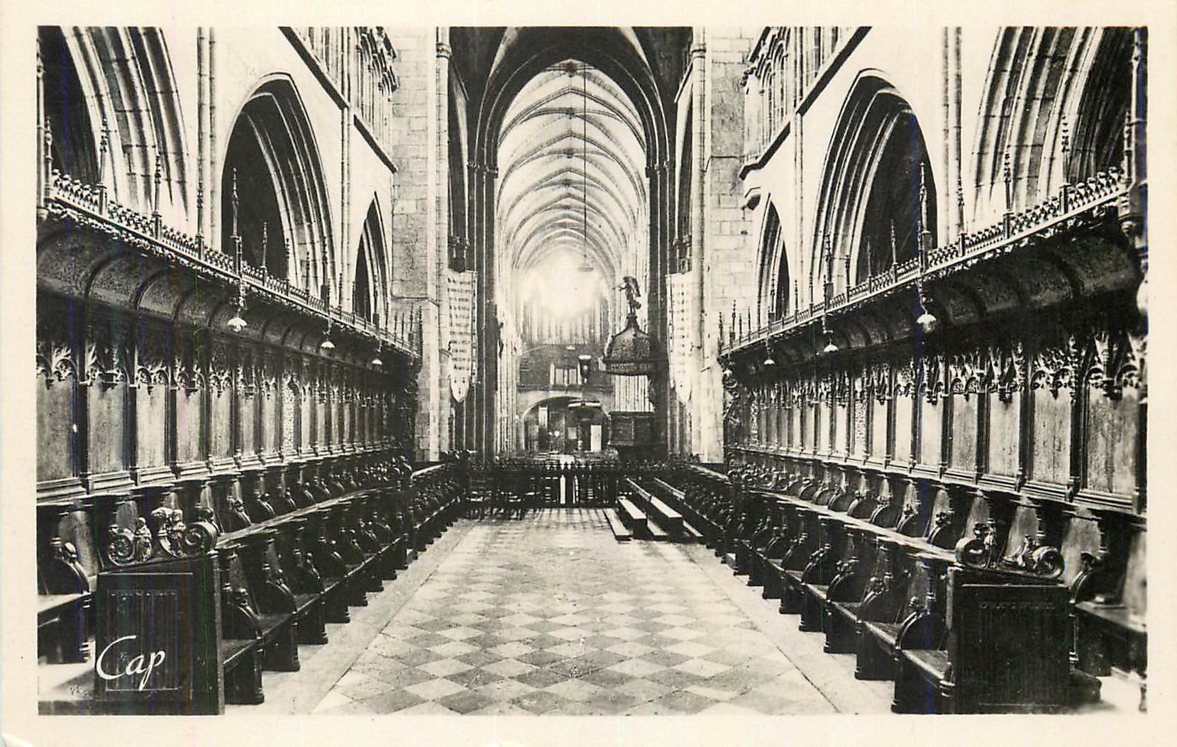 CPM St paul de leon la basilique le chœur Orgue