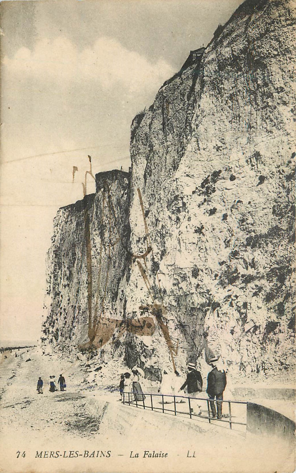 CPA Mers les bains la falaise