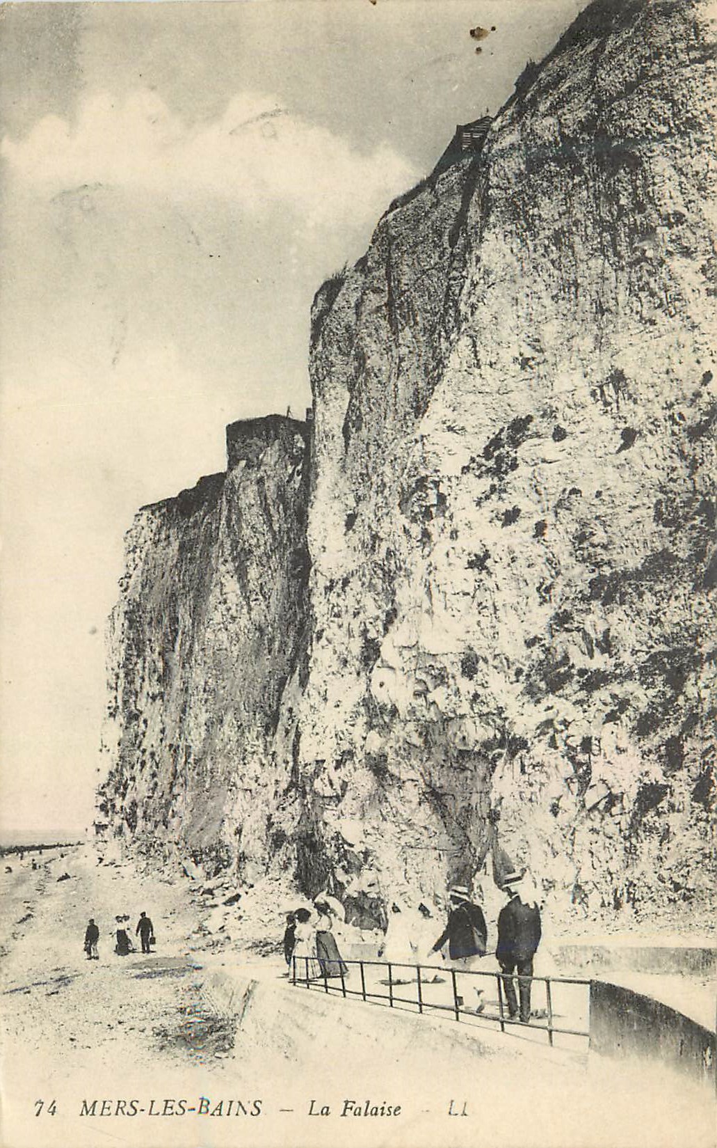 CPA Mers les bains la falaise