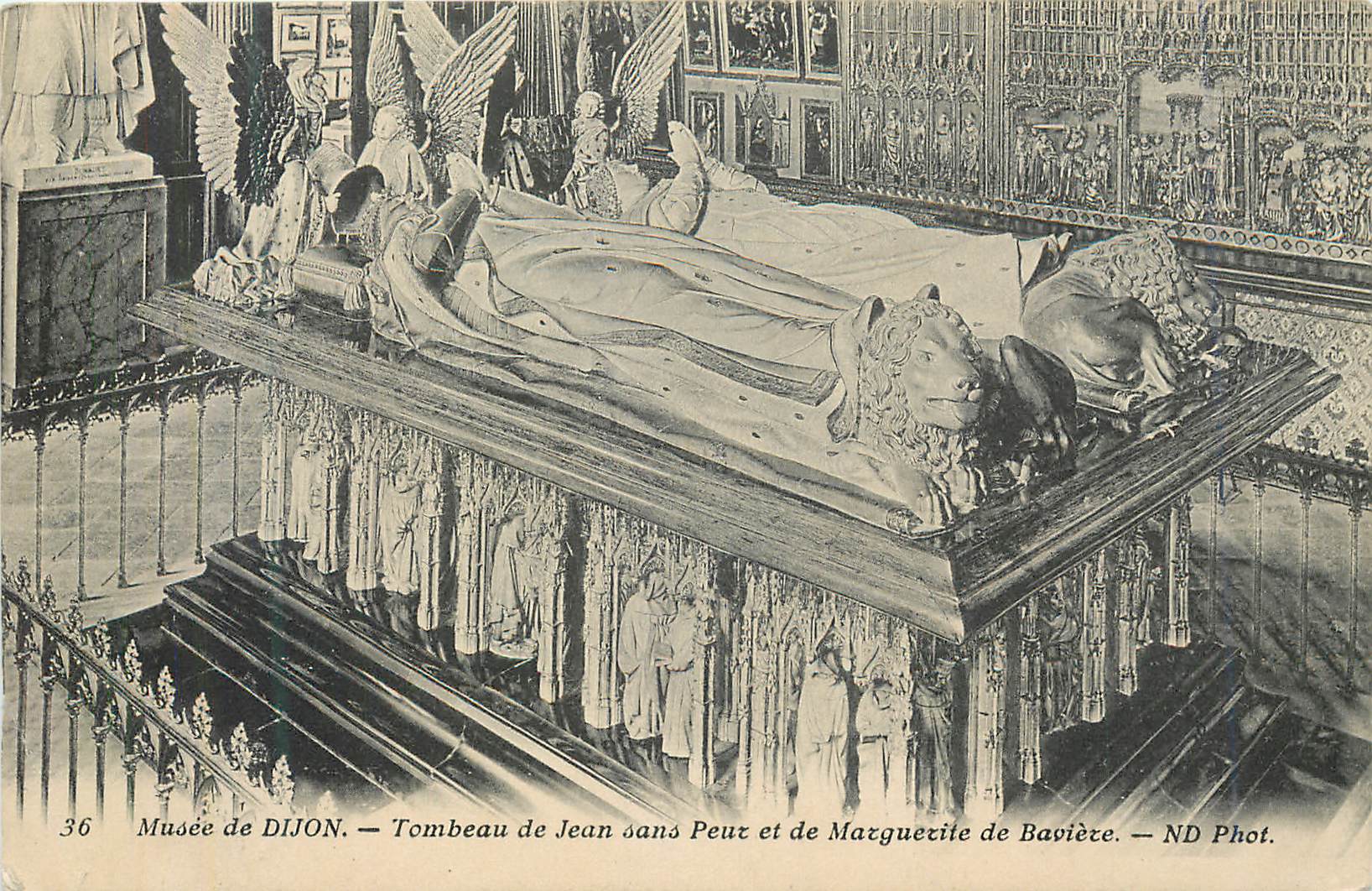 CPA Musee de dijon tombeau de jean sans peux et de marguerite de baviere
