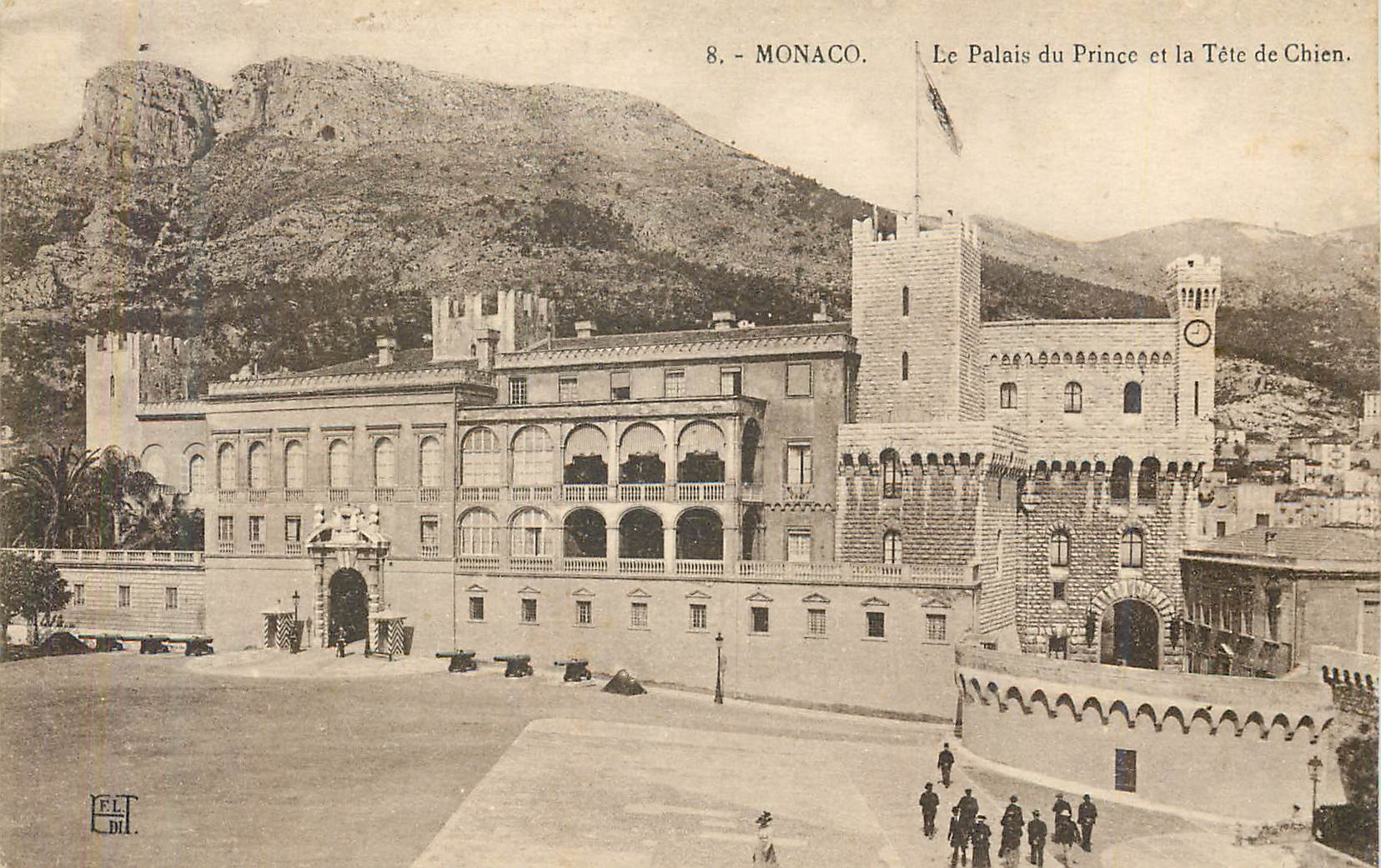 CPA Monaco le palais du prince et la tete de chien