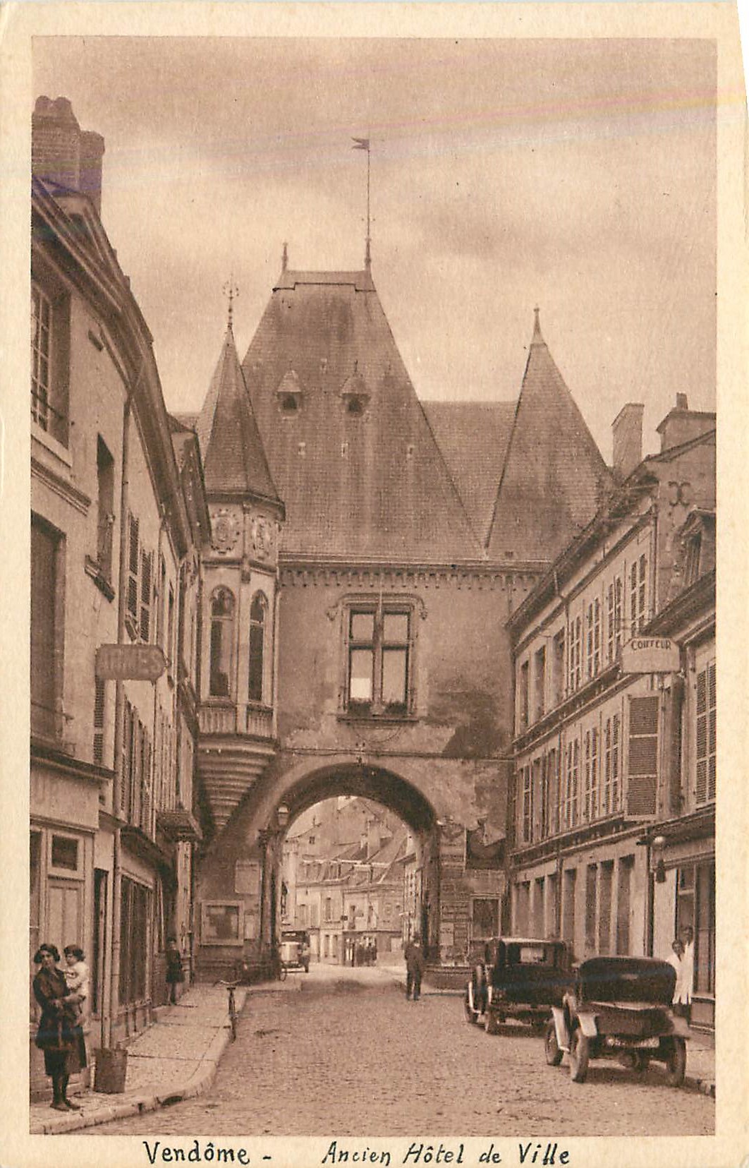 CPA Vendome ancien hotel de ville Automobile