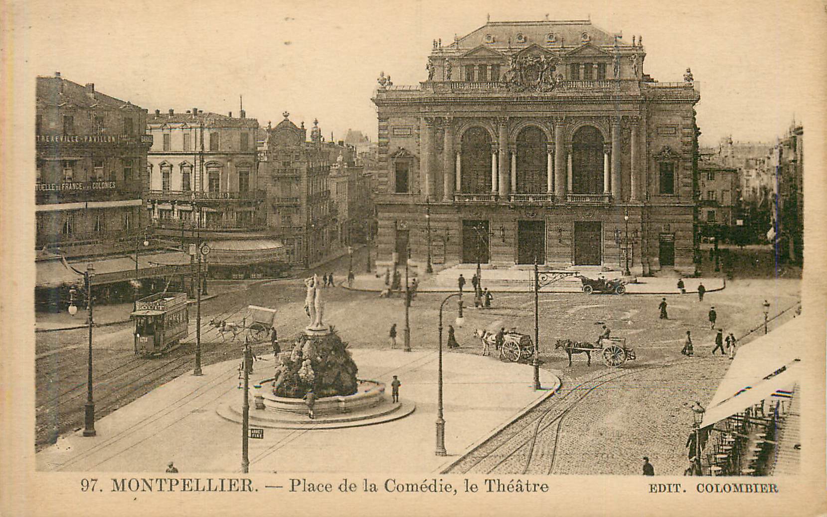 CPA Montpellier place de la comedie le theatre Tramway