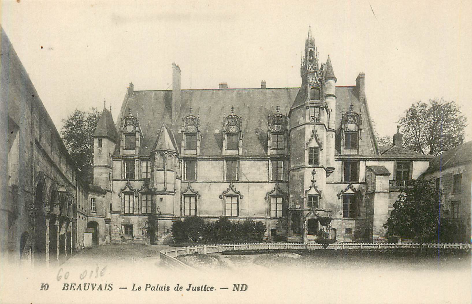 CPA Beauvais le palais de justice