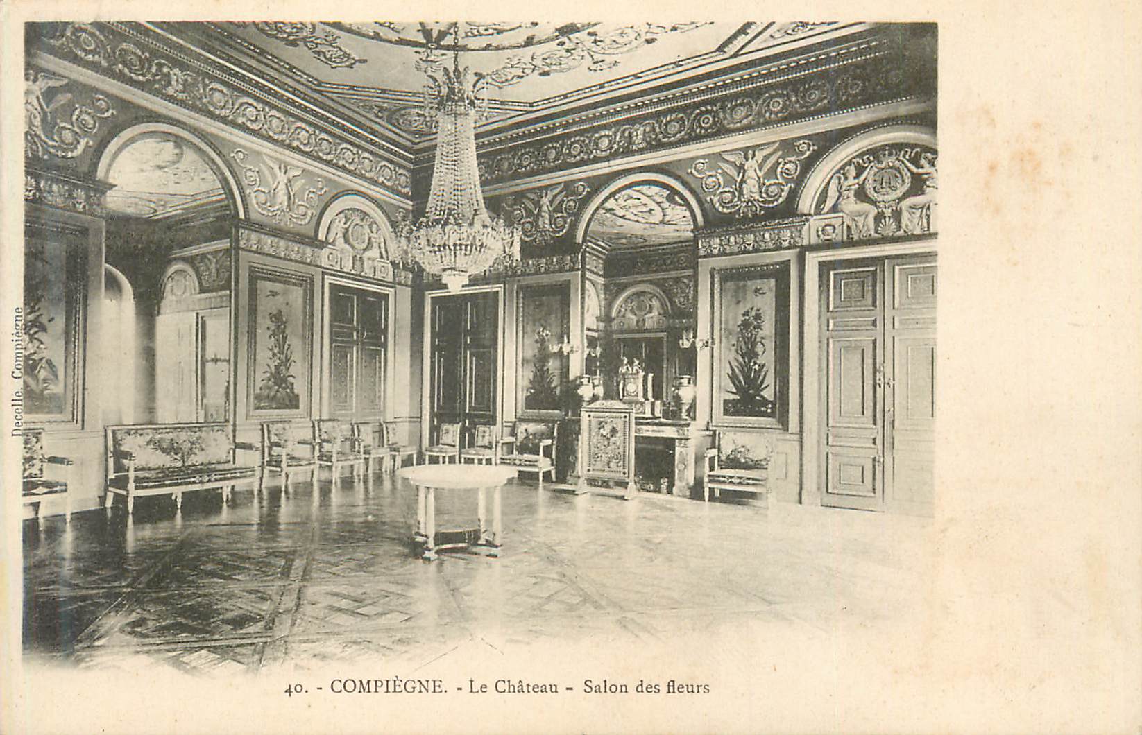 CPA Compiegne le chateau salon des fleurs