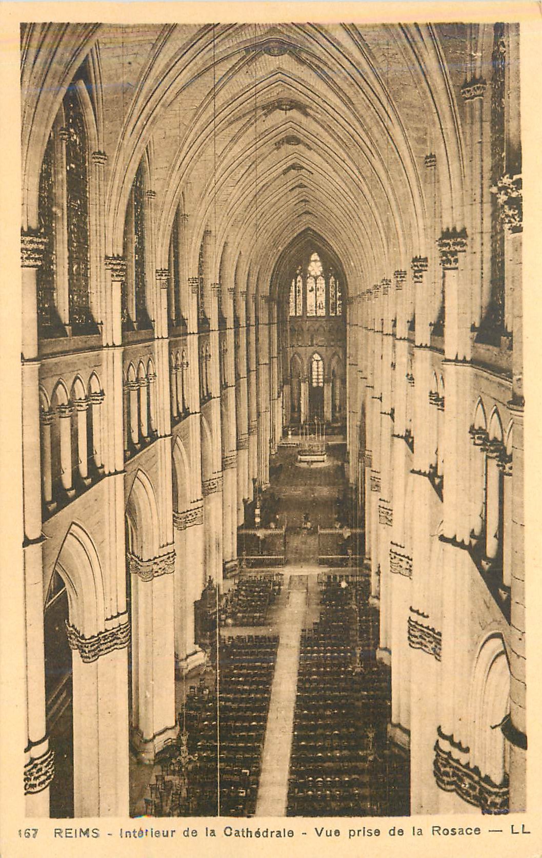 CPA Reims interieur de la cathedrale vue prise de la rosace