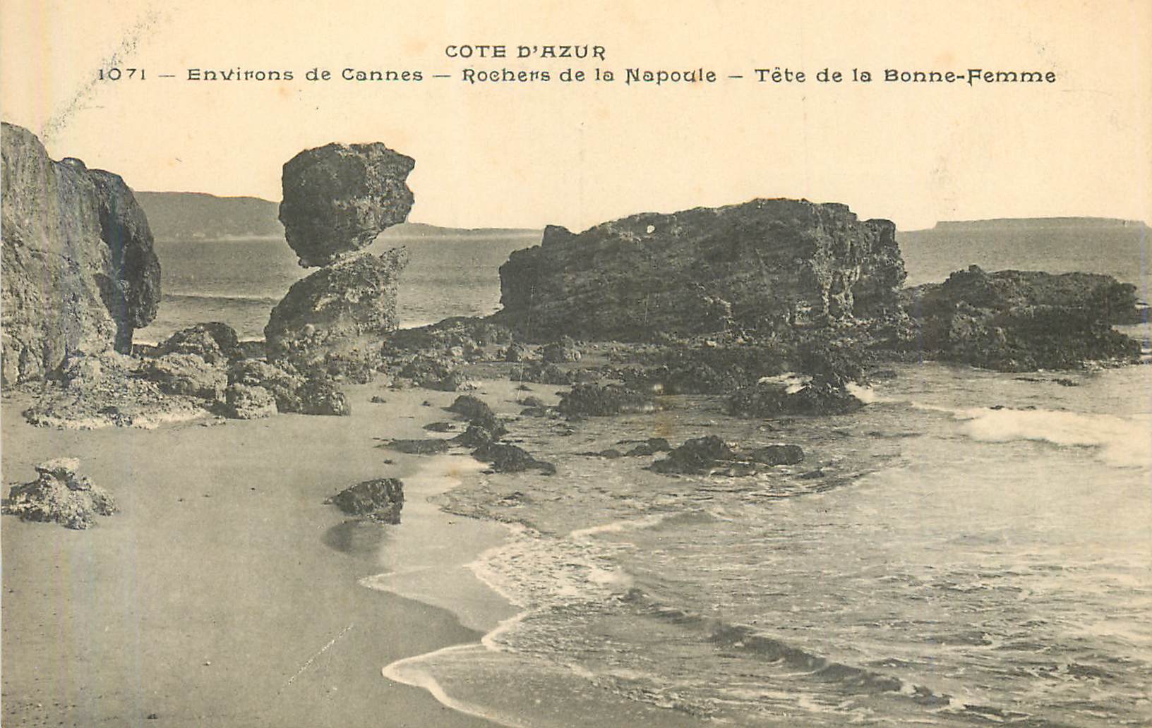 CPA Cote d azur environs de cannes rochers de la napoule tete de la bonne femme