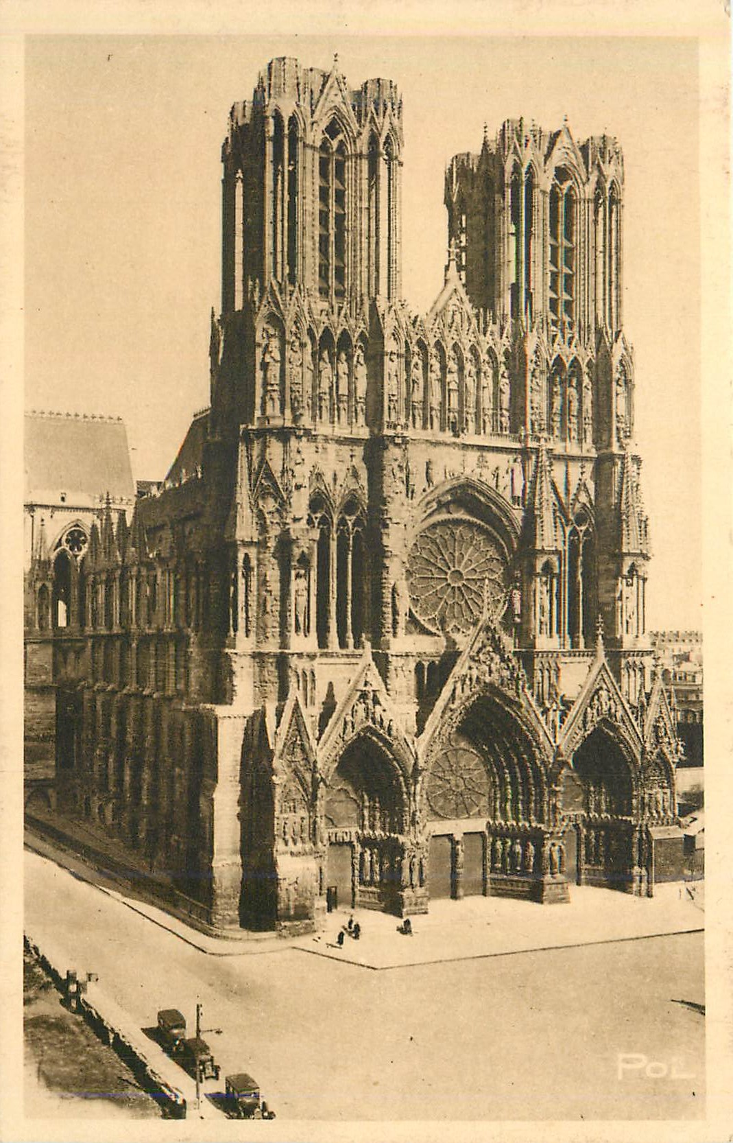 Cathédrale Notre-Dame de Strasbourg — vue de la façade — Pol