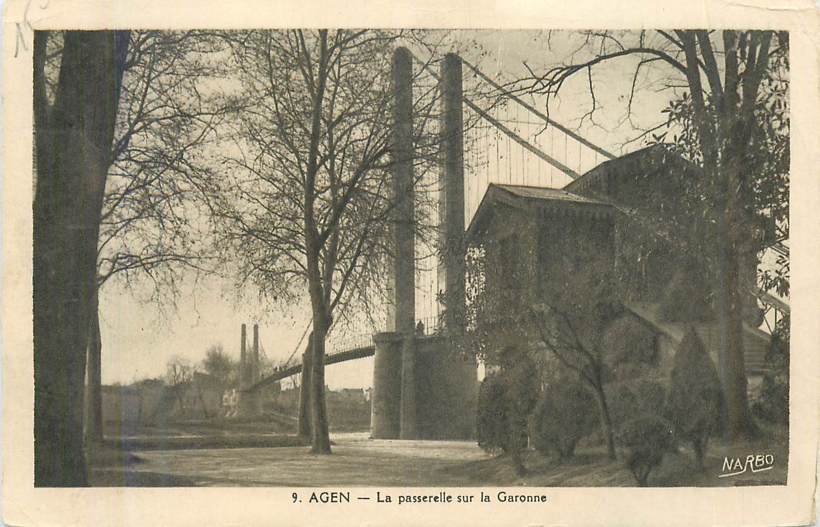 CPA Agen la paserelle sur la garonne
