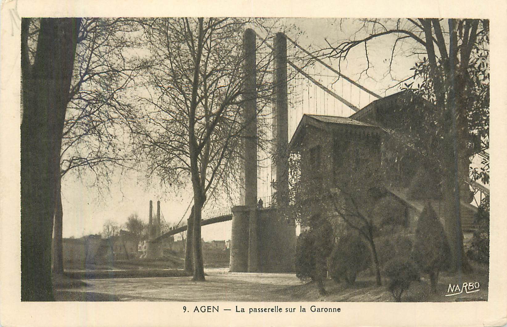 CPA Agen la paserelle sur la garonne