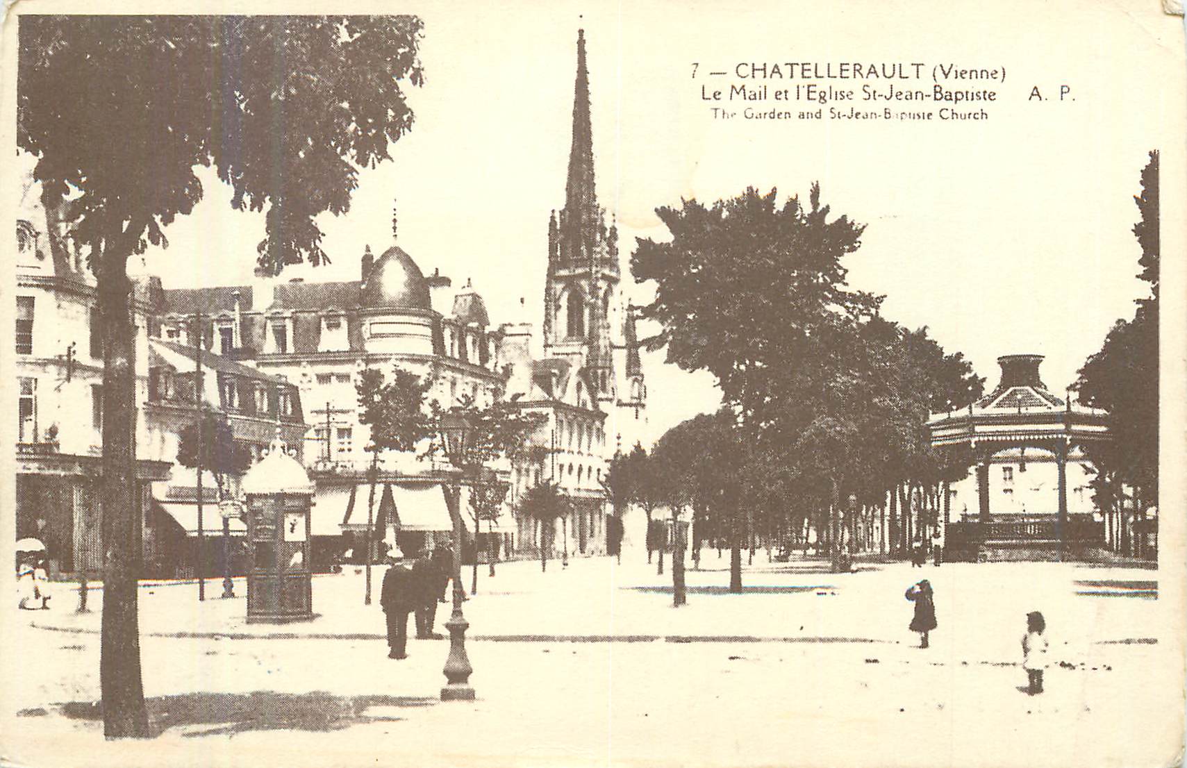 CPM Chatellerault (vienne) le mail et l eglise st jean baptiste