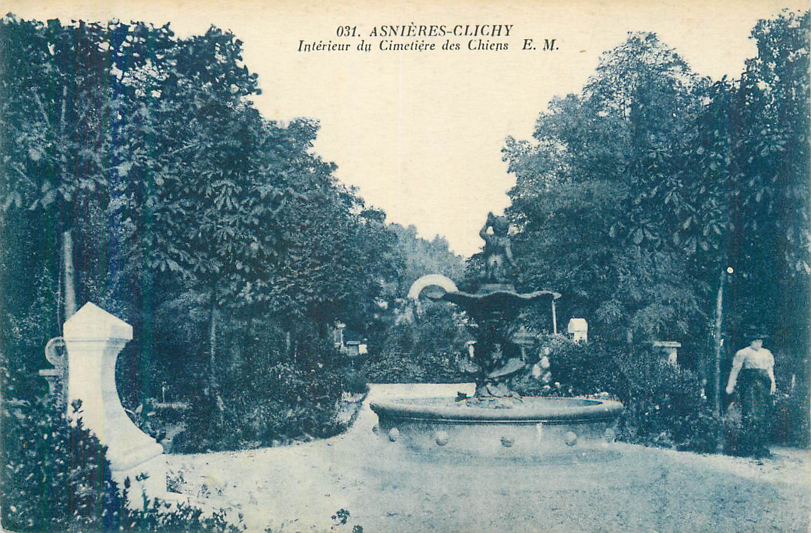CPA Asnieres clichy interieur du cimetiere des chiens