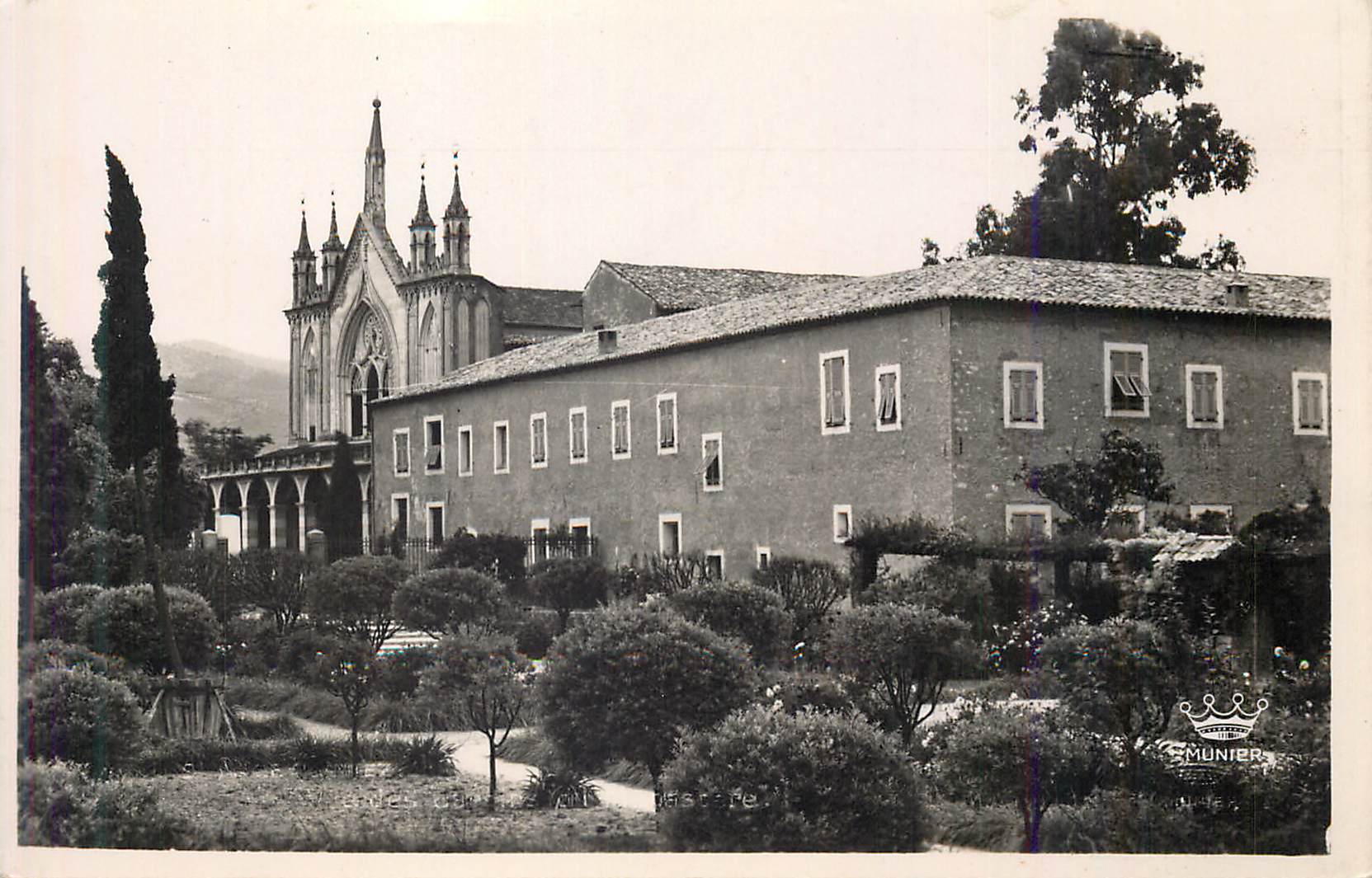 CPM Nice cimez vue des jardins du monastere