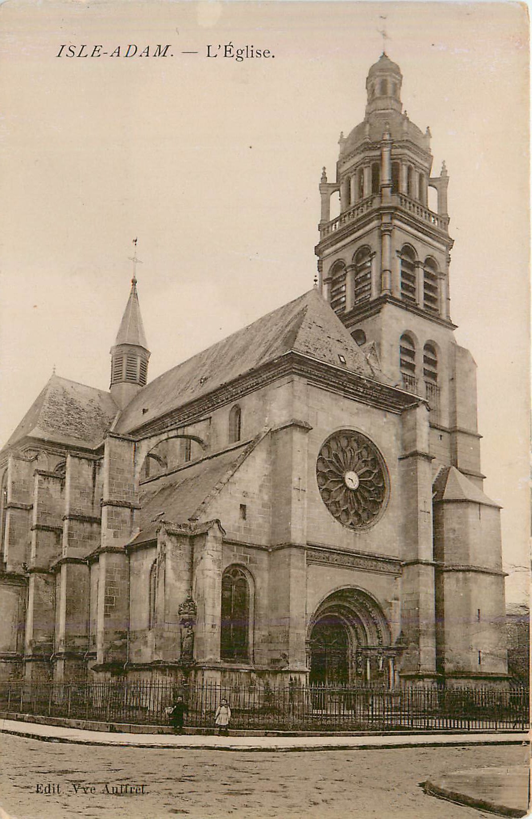 Isle-Adam — L'Église. — Edit. Yve Auffret.