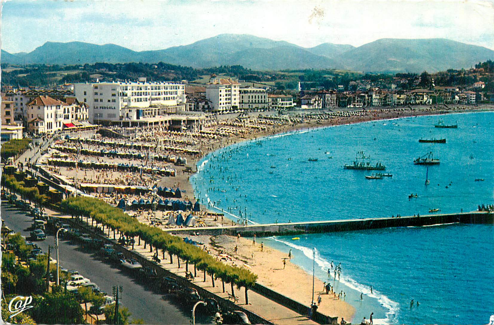 CPM Saint jean de luz la plage