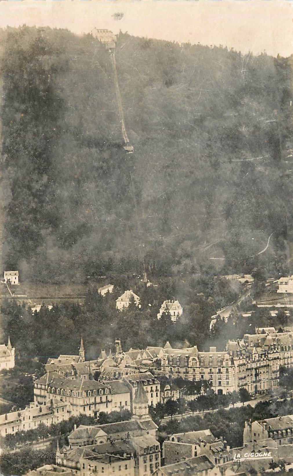 La Cigogne — Vue aérienne du village et du téléphérique — La Cigogne