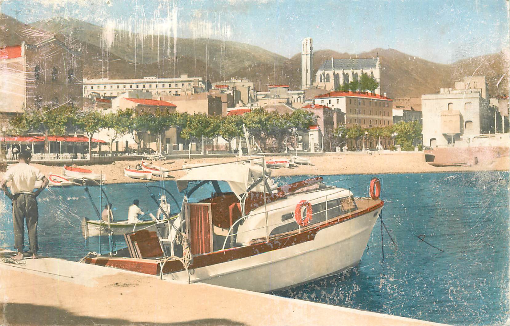 CPM Port bou espana le port Bateau