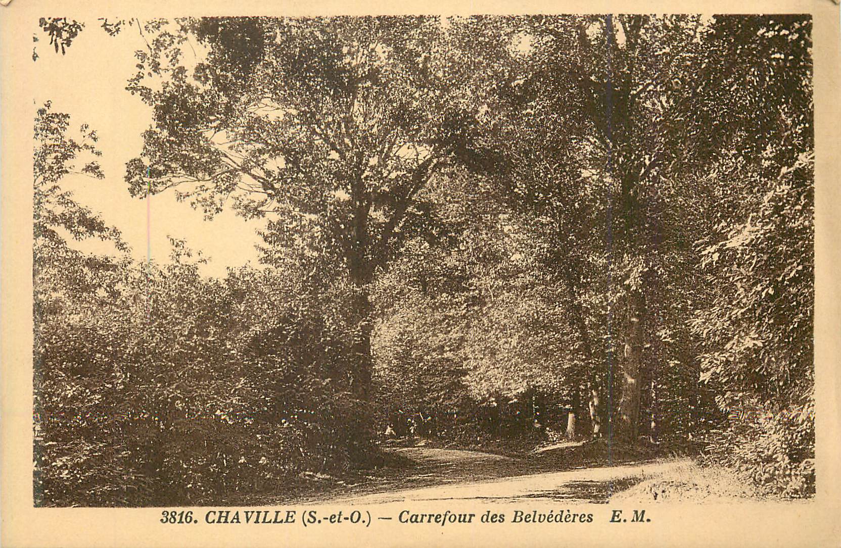 CPA Chaville (s et o) carrefour des belvederes