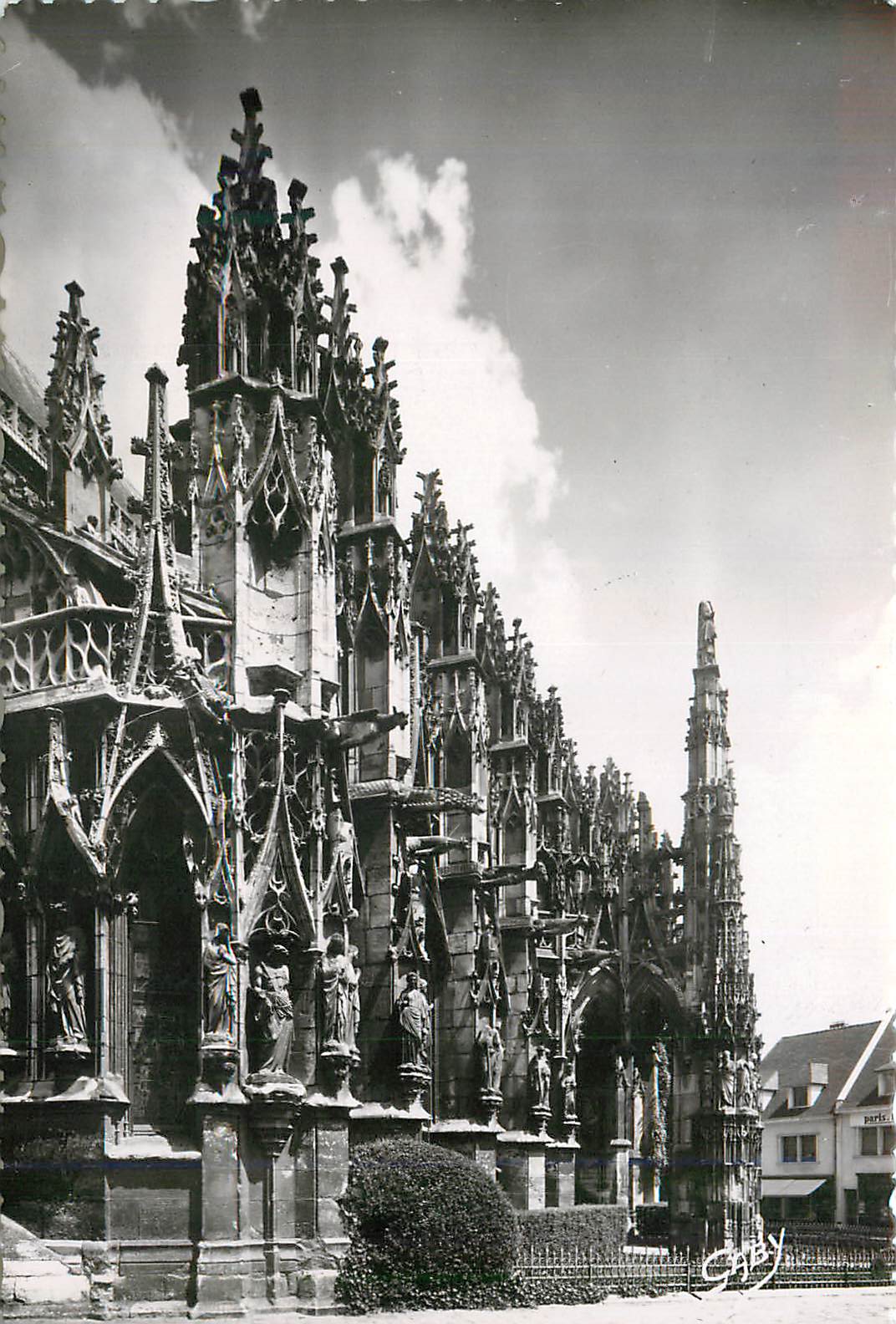 Église Saint-Pierre de Troyes — façade gothique — éditeur Gaby Paris
