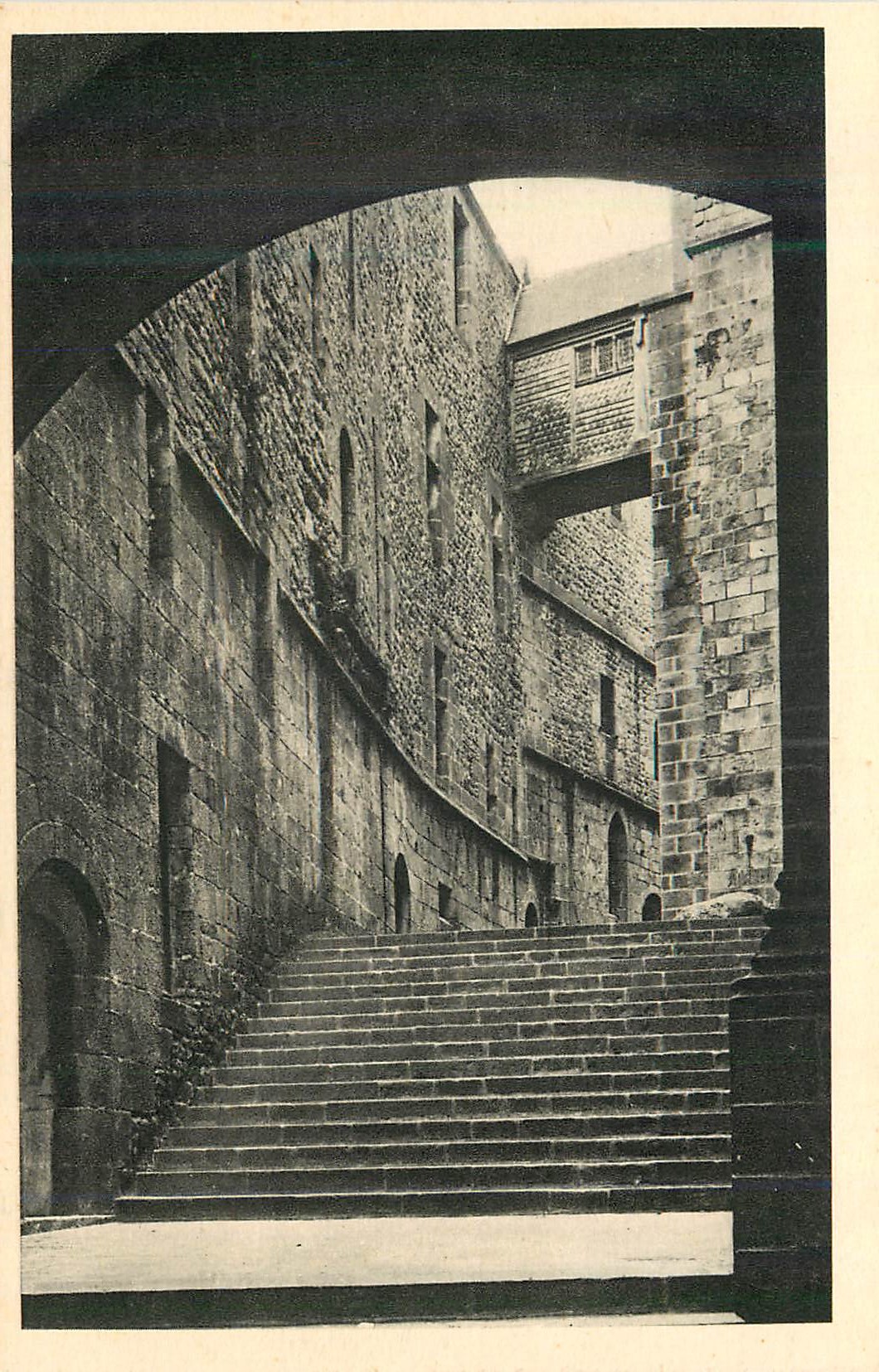 CPA Abbaye du mont st michel grand degre interieur