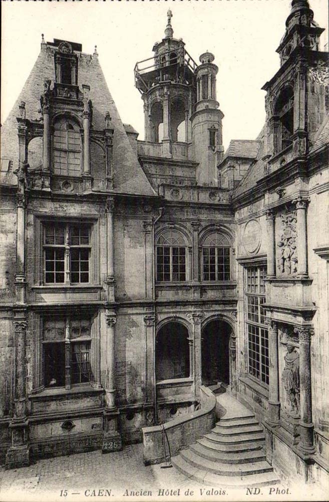 Caen CPA Ancien hotel de Valois