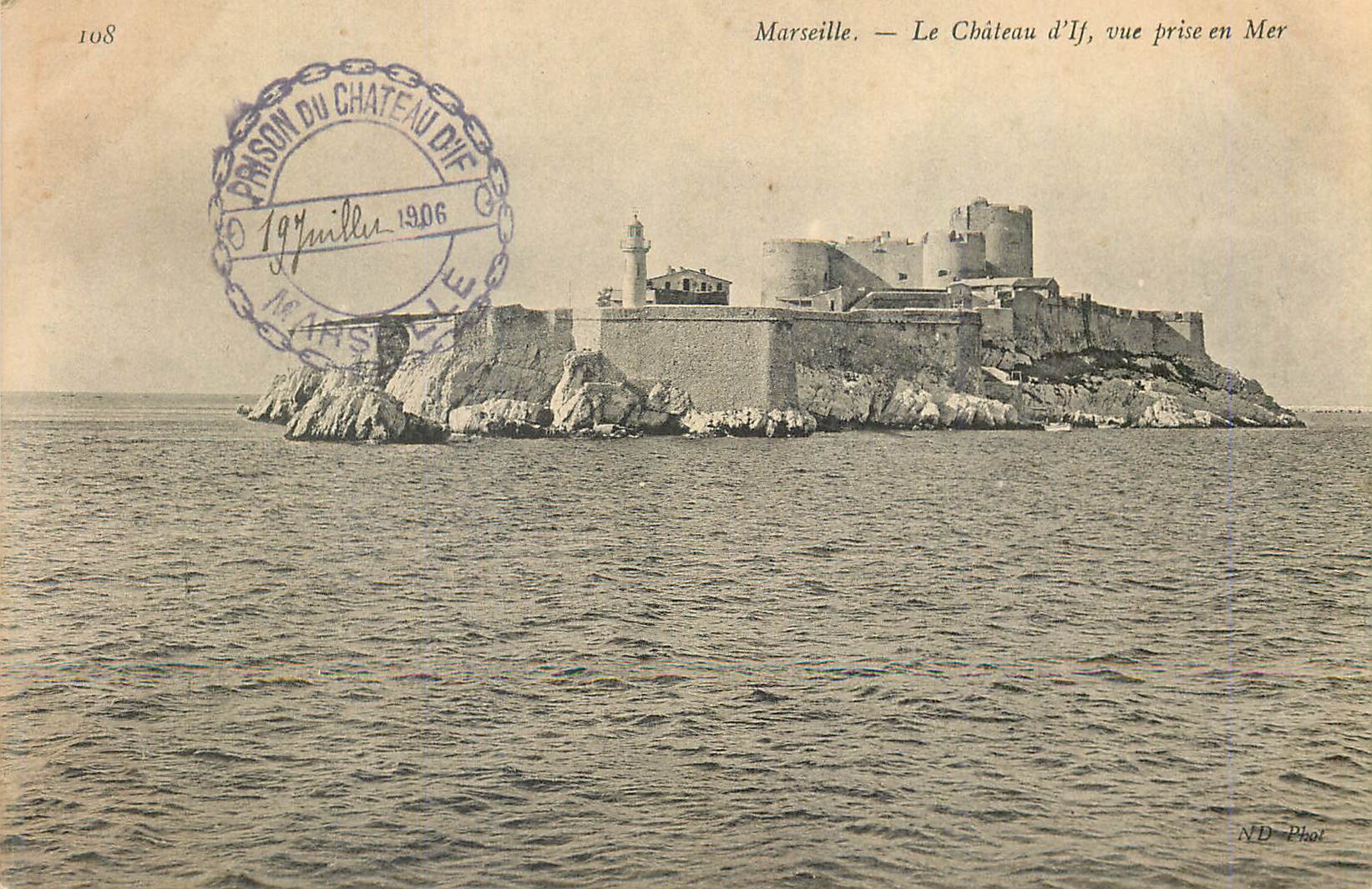 CPA Marseille Le Chateau d If vue prise en Mer