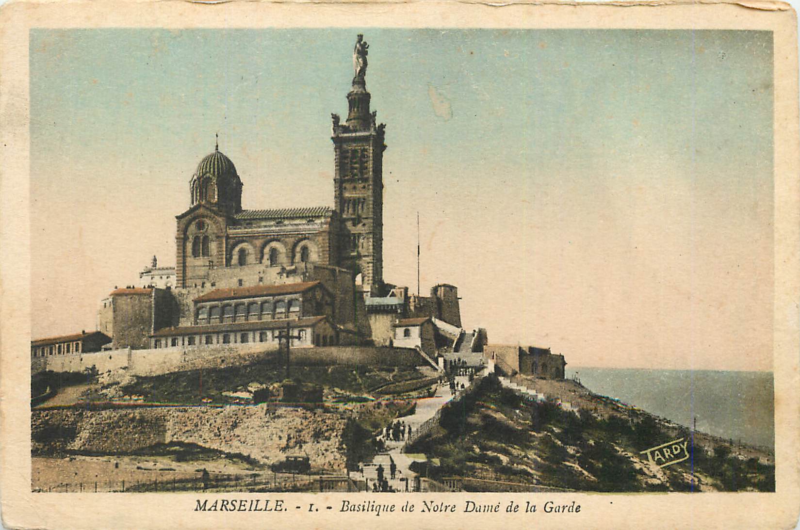 CPA Marseille Basilique de Notre Dame de la Garde