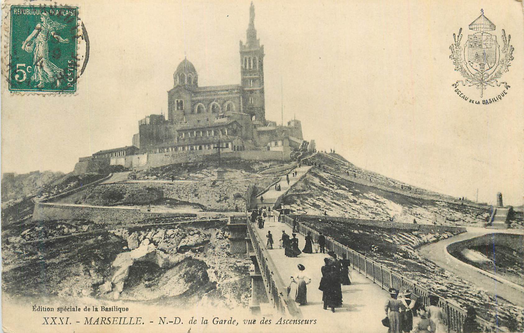 CPA Marseille D N de la Garde vue des Ascenseurs