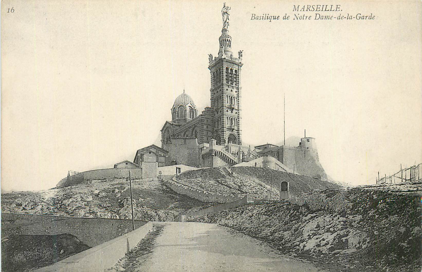 CPA Marseille Basilique de Notre Dame de la Garde