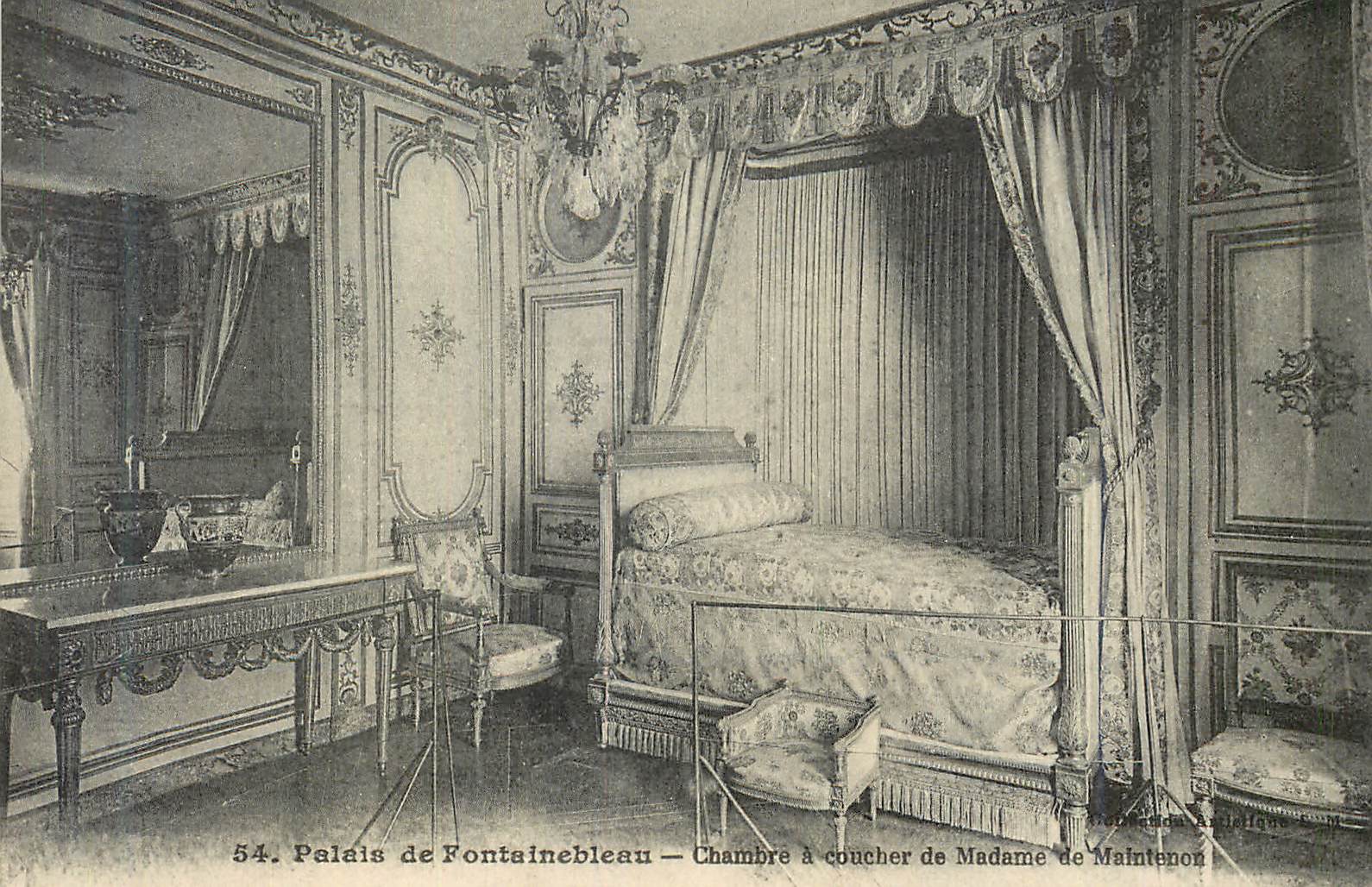 Palazzo di Fontainebleau — Camera da letto di Madame de Maintenon — n°54