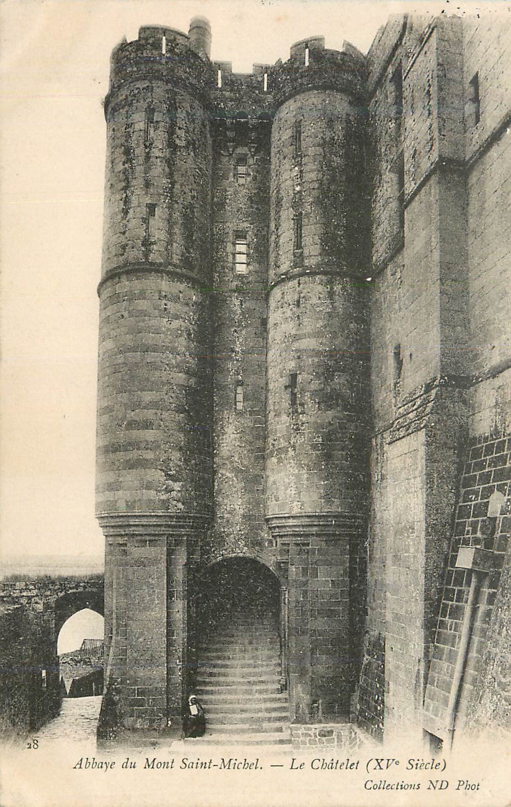 CPA Abbaye du Mont Saint Michel Le Chatelet xv Siecle Collection ND Phot