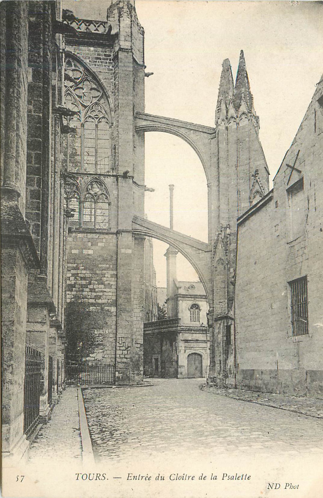 CPA Tours Entree du Cloitre de la Psalette
