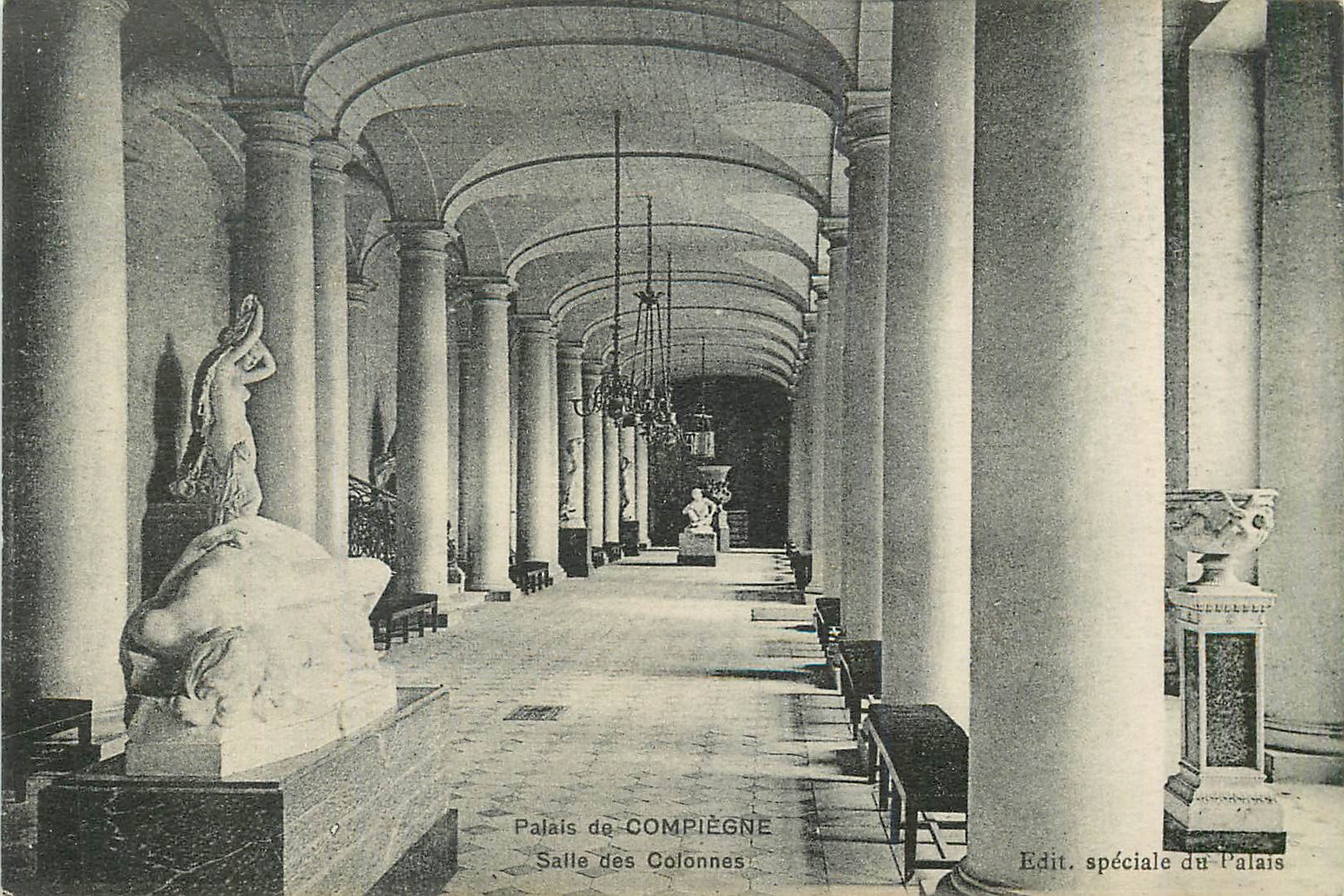 CPA Palais de  Compiegne Salle des Colonnes