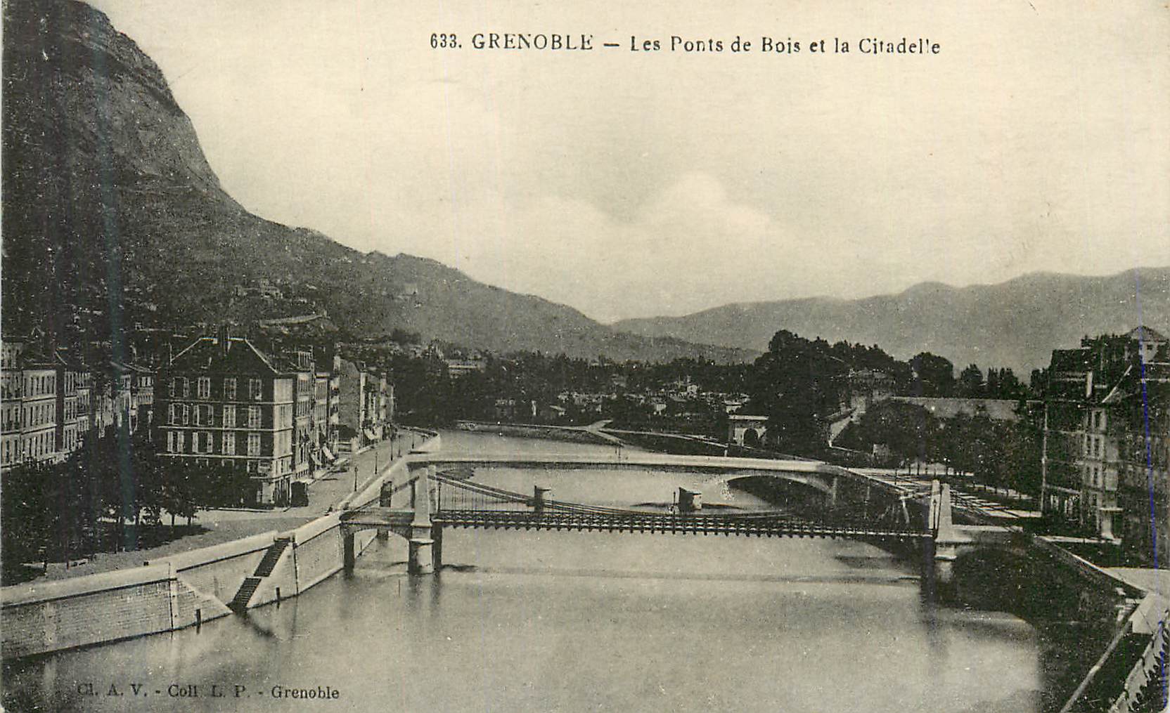 CPA Grenoble Les Ponts de Bois et la Citadelle