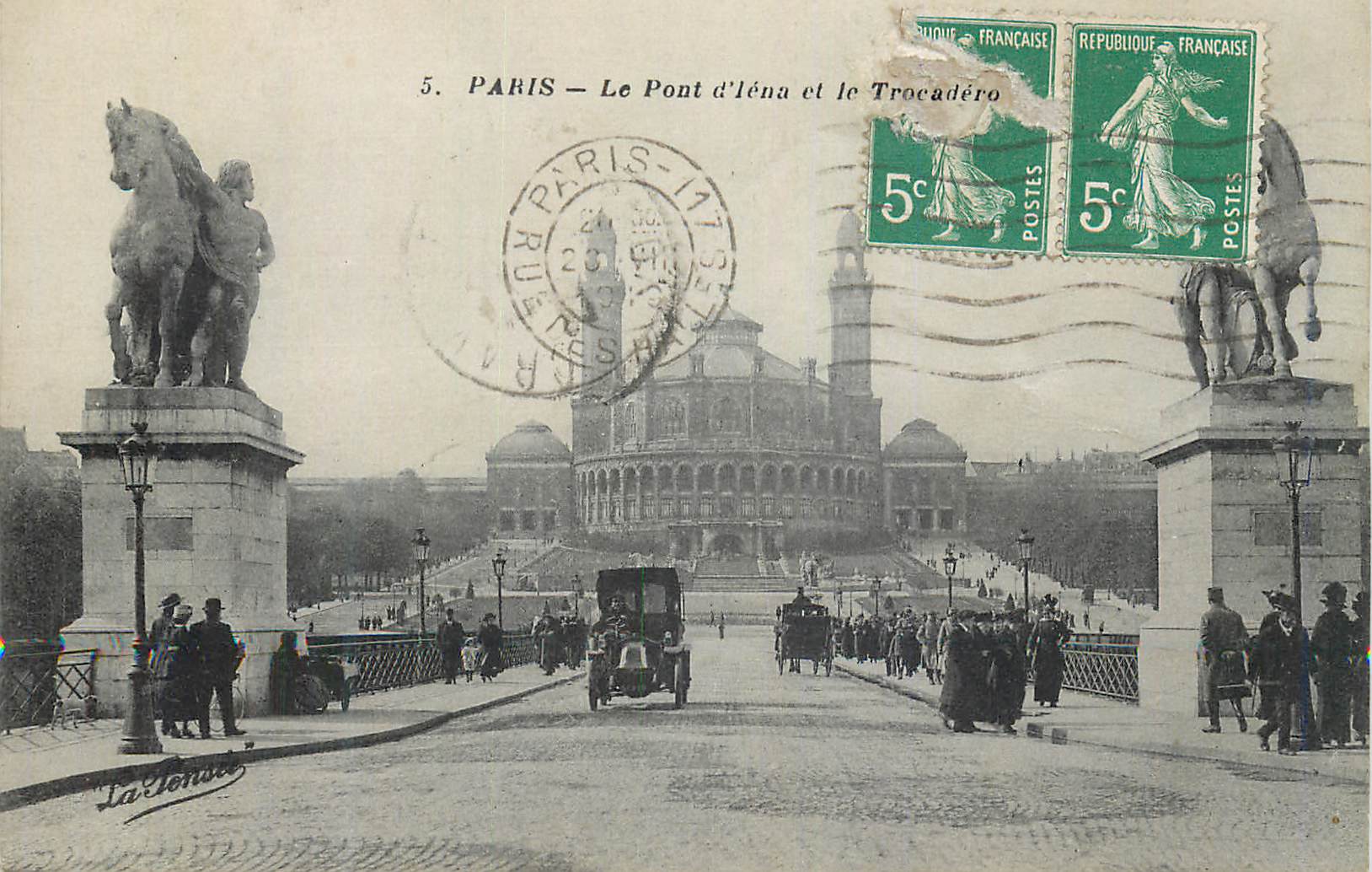 CPA Paris Le Pont de lena et le Tracadero