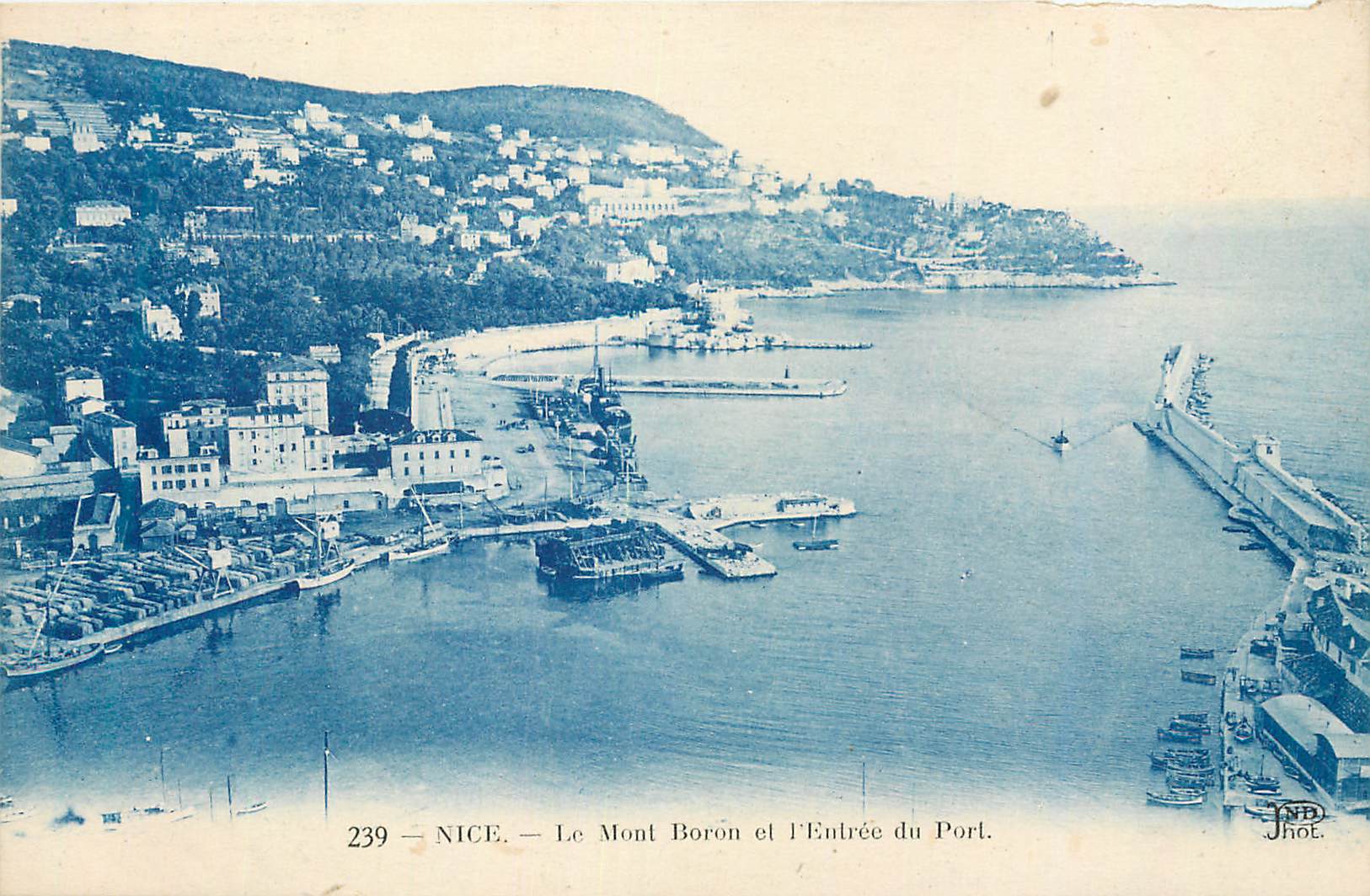 CPA Nice Le Mont Boron et l Entree du Port