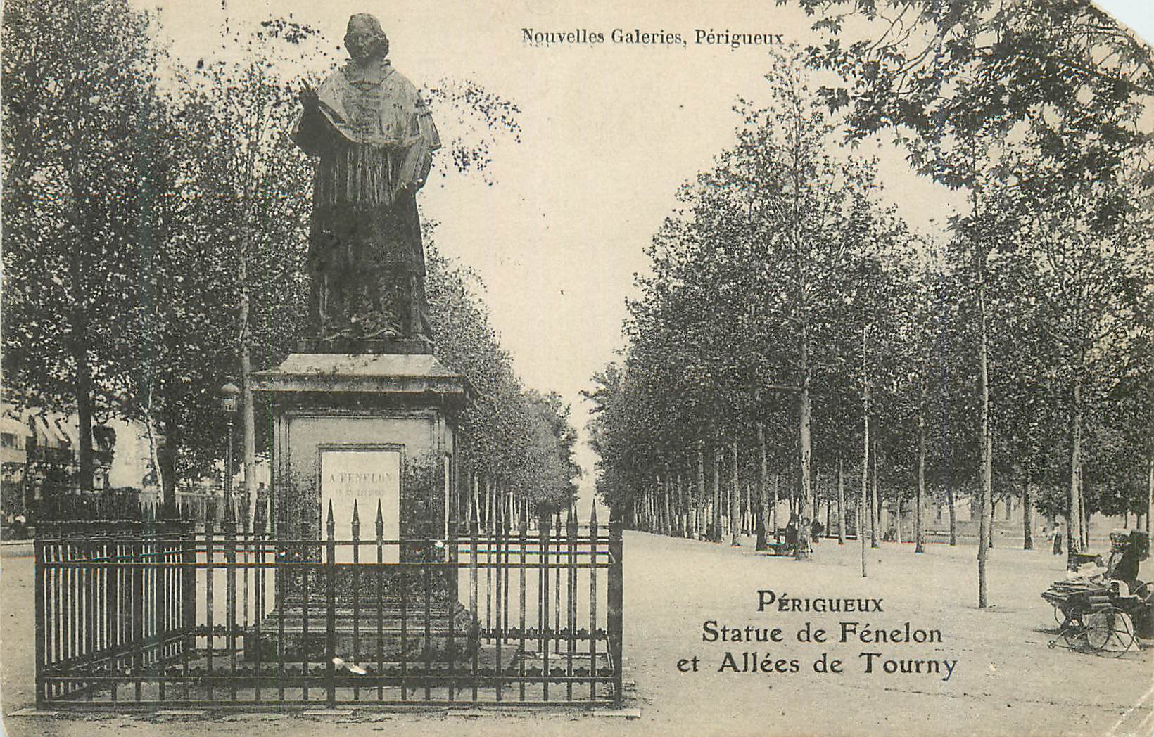 CPA Nouvalles Galeries Perigueux Statue de Fenelon et Allees de Tourny