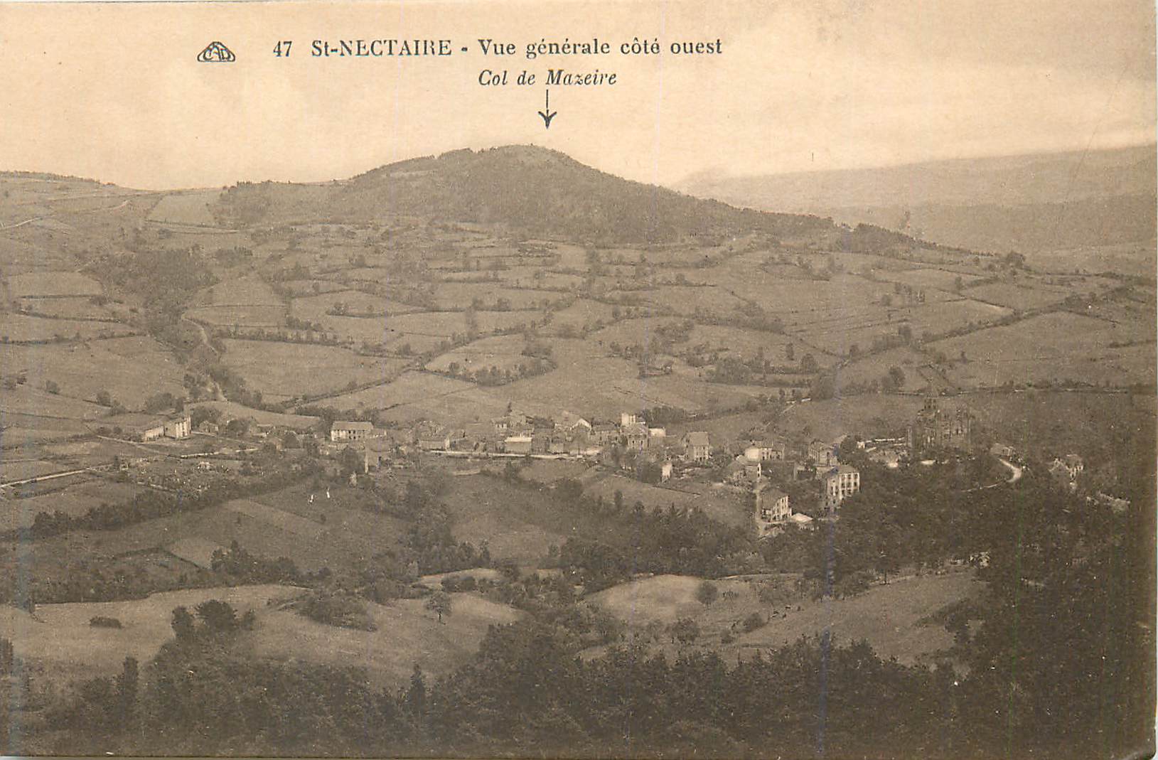 CPA St Nectaire Vue generale cote ouest Col de Mazeire