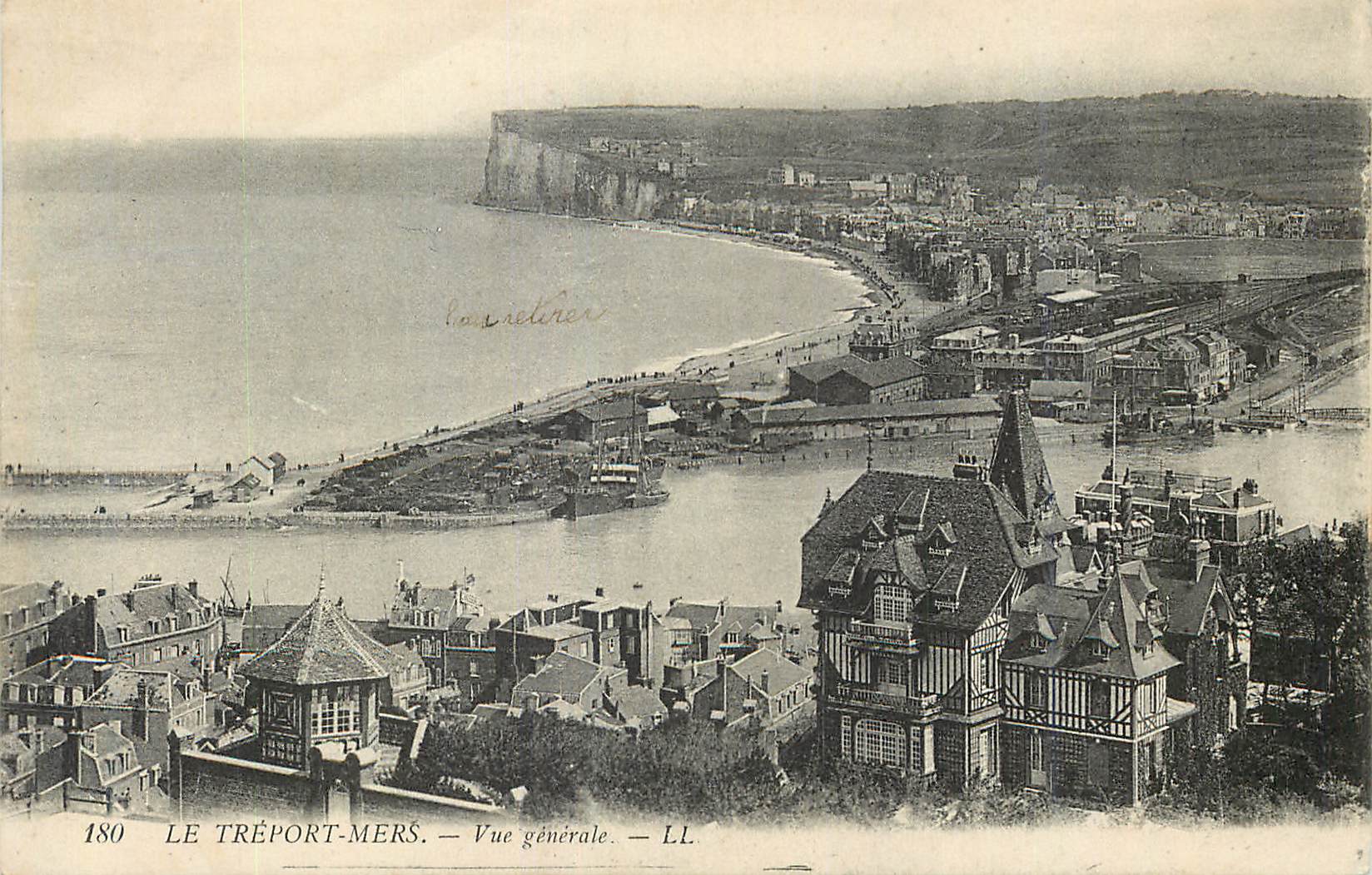 CPA Le Treport Mers Vue generale