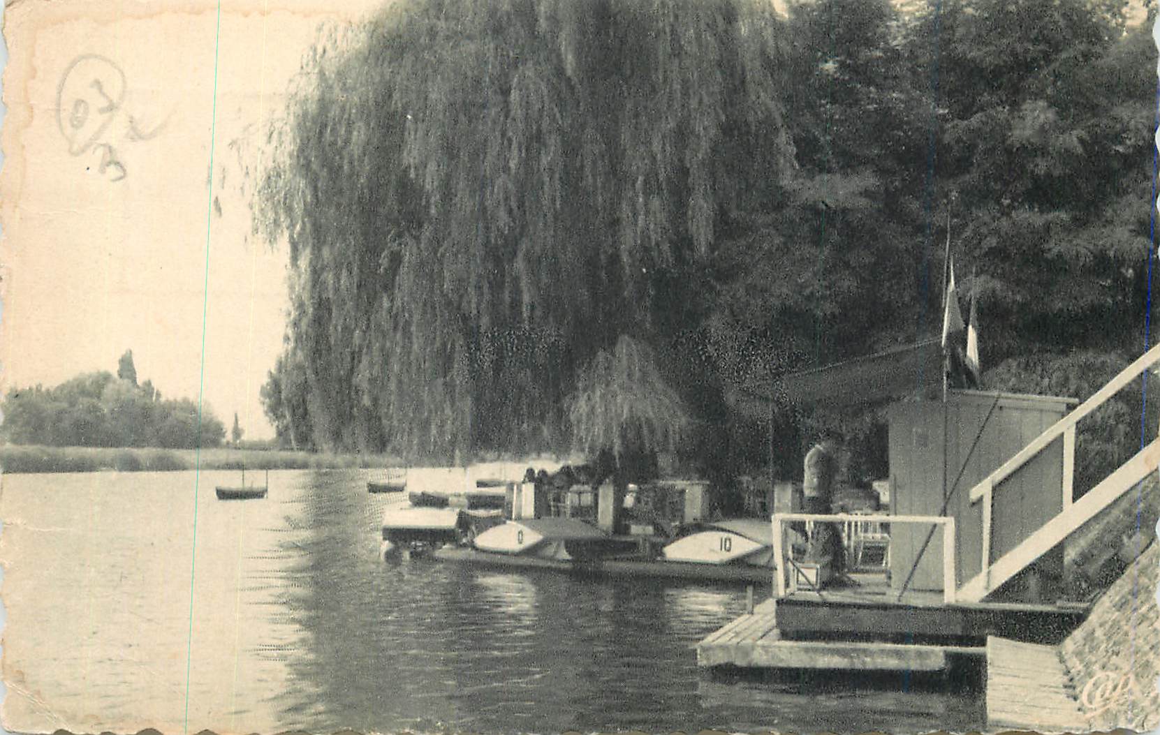 CPA Vichy Bords de l Allier