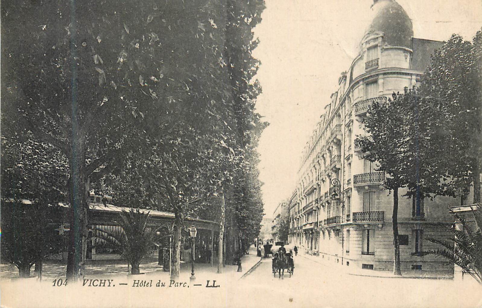 CPA Vichy Hotel du Parc