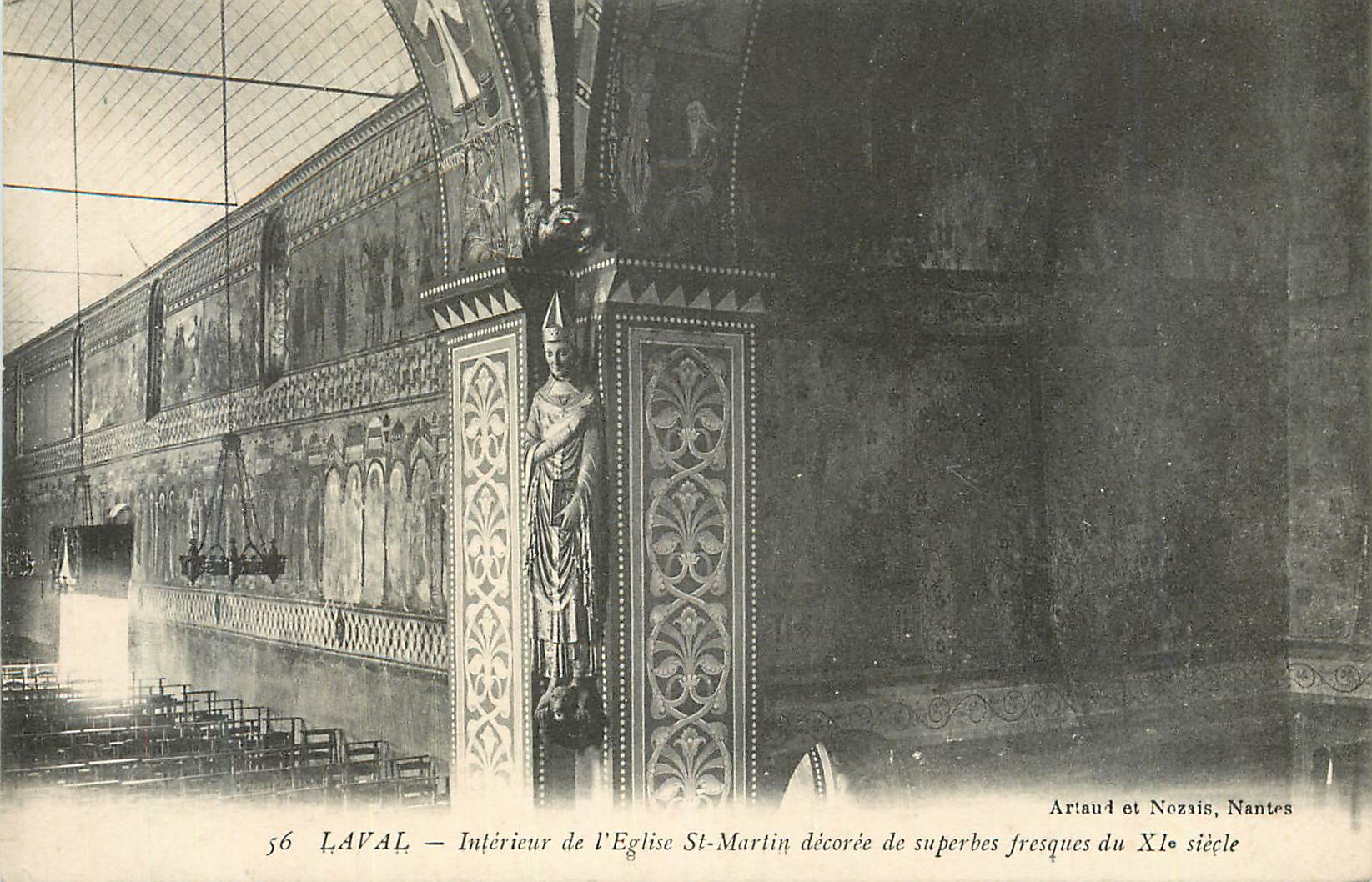 CPA Laval Interieur de l Eglise St Martin decoree de superbes fresques du xi siecle Artaud et Nozais Nantes