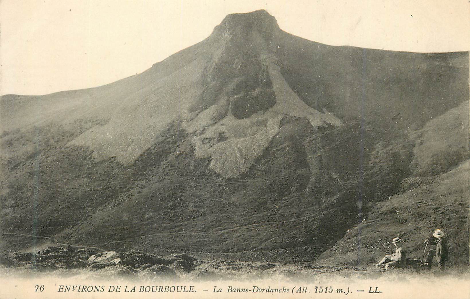 Environs de La Bourboule — La Banne-Dordanche (Alt. 1515 m.) — LL.