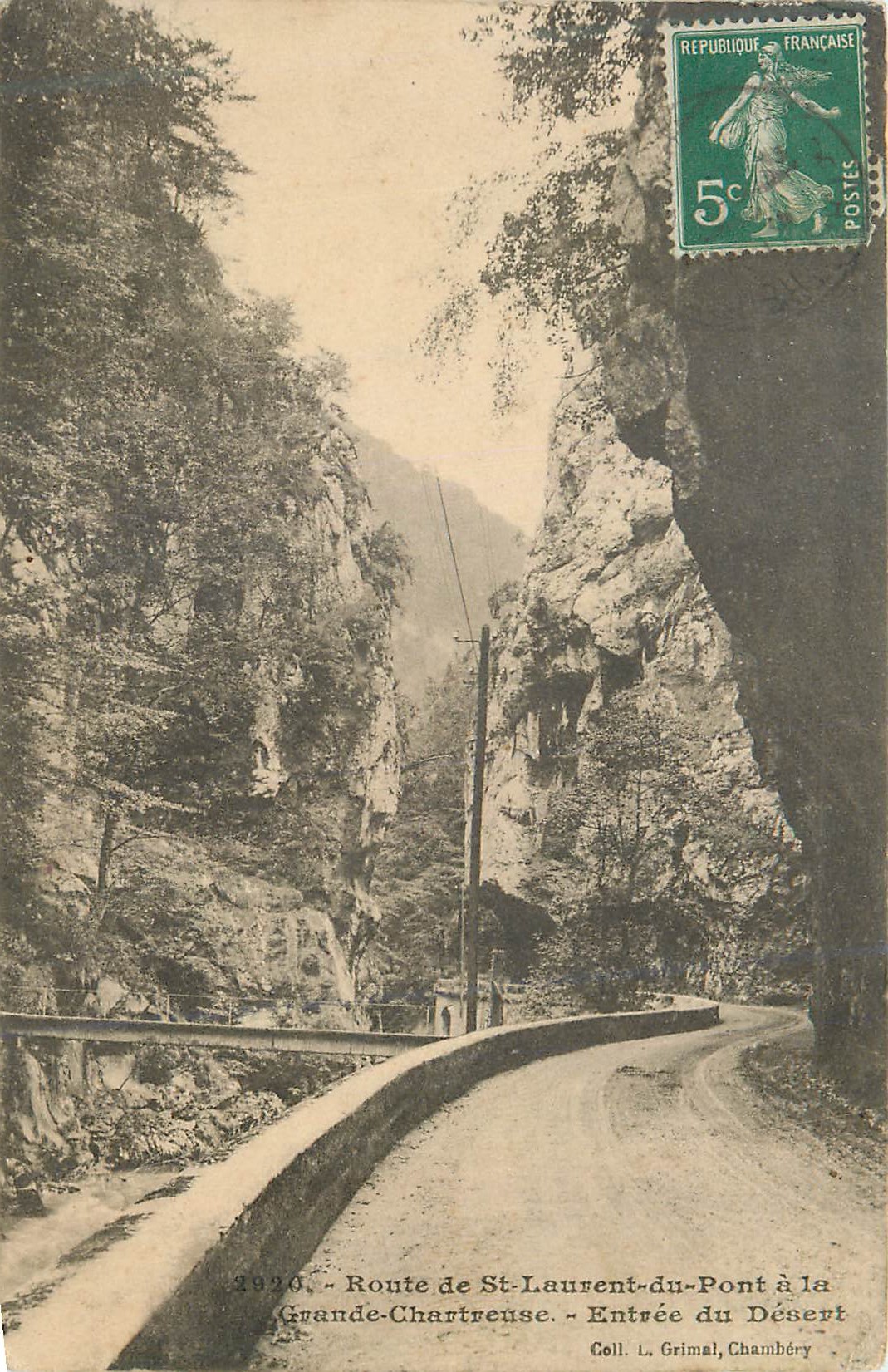 Route de St-Laurent-du-Pont à la Grande-Chartreuse — Entrée du Désert — Coll. L. Grimal, Chambéry