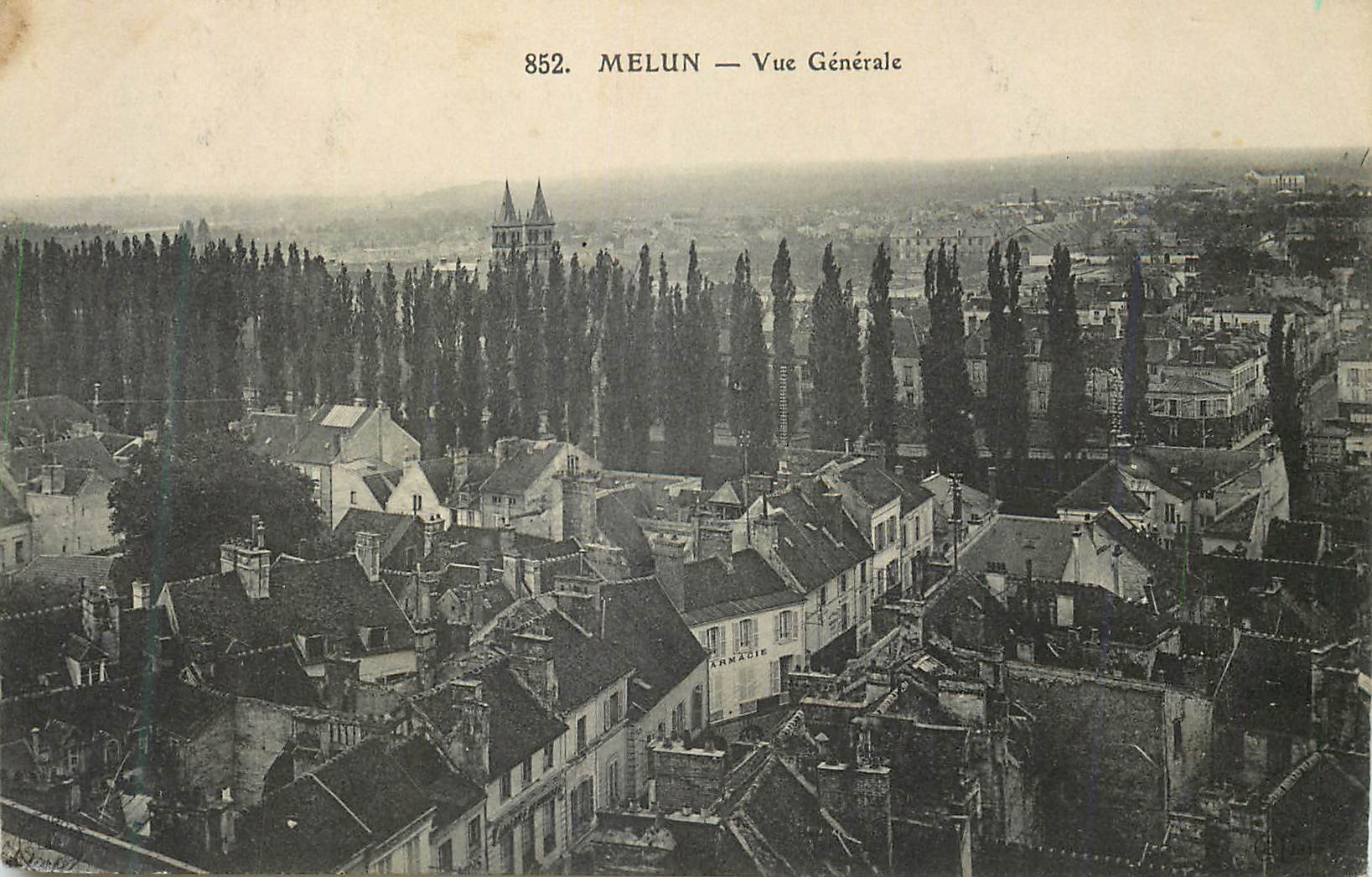 Melun — Vue Générale — Armagie