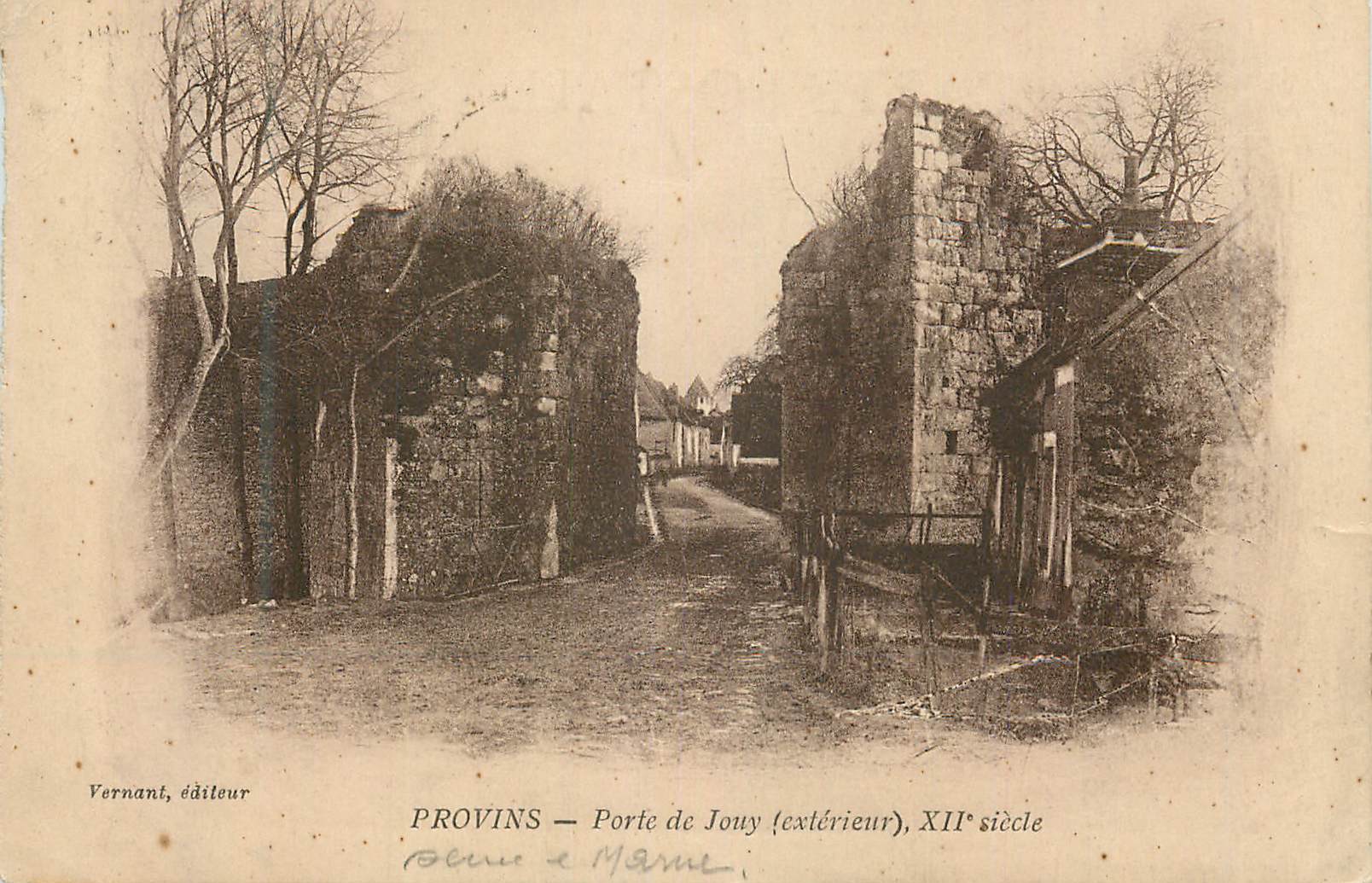 Provins — Porte de Jouy (extérieur), XIIe siècle — Vernant, éditeur