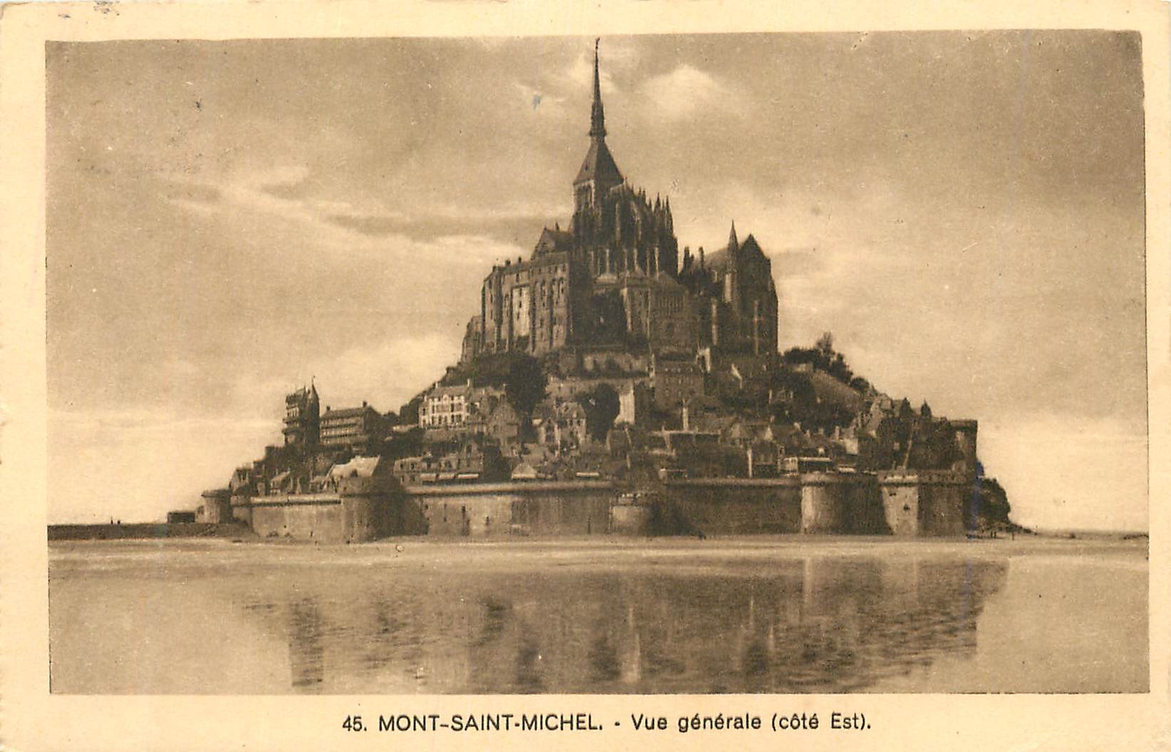 CPA Mont Saint Michel Vue generale