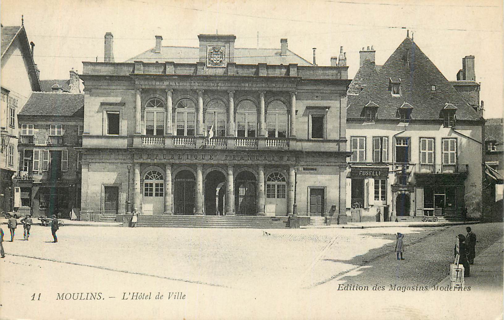 CPA Moulins L Hotel de Ville